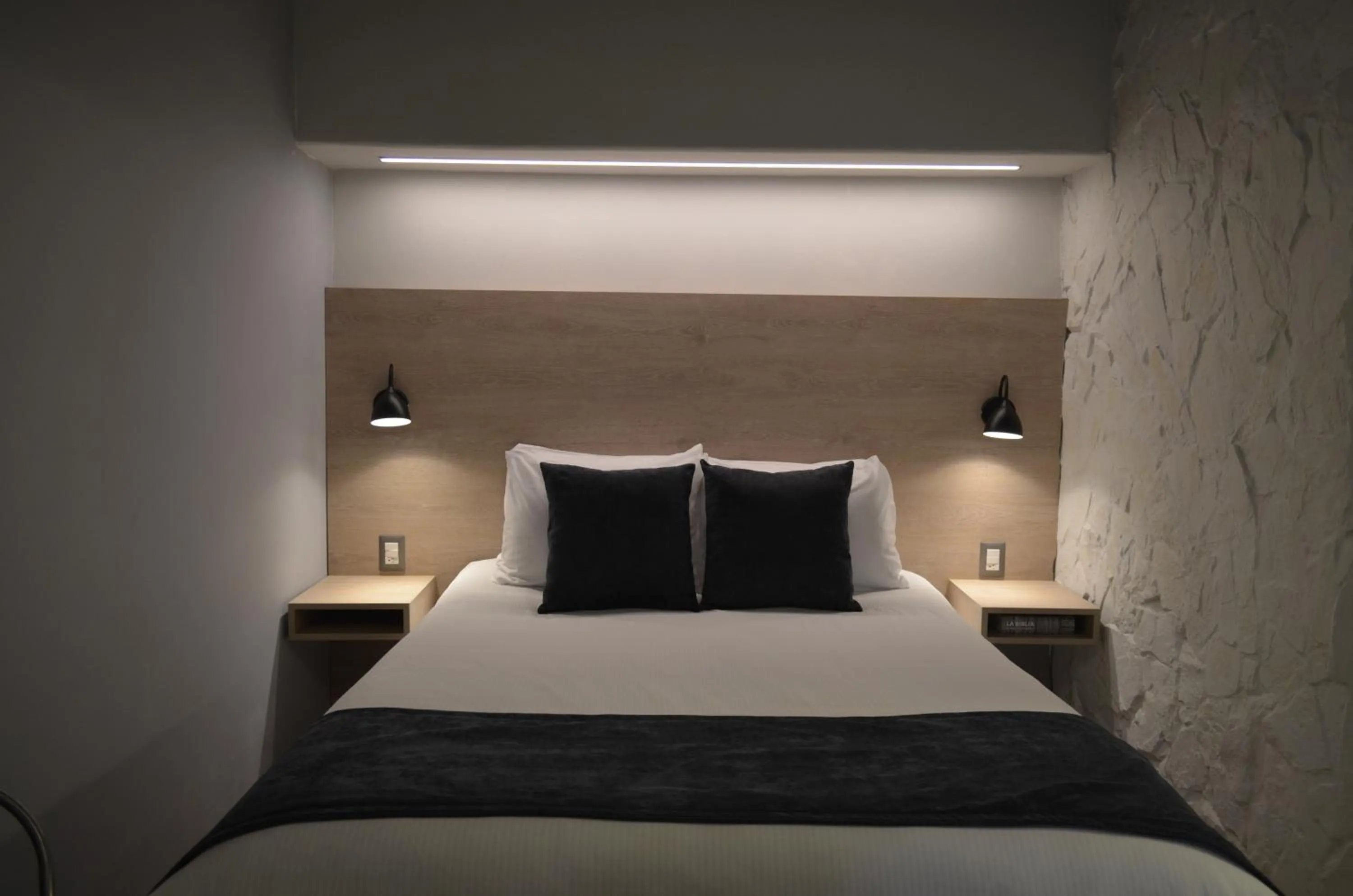 Bed in Casa Bella Boutique Hotel