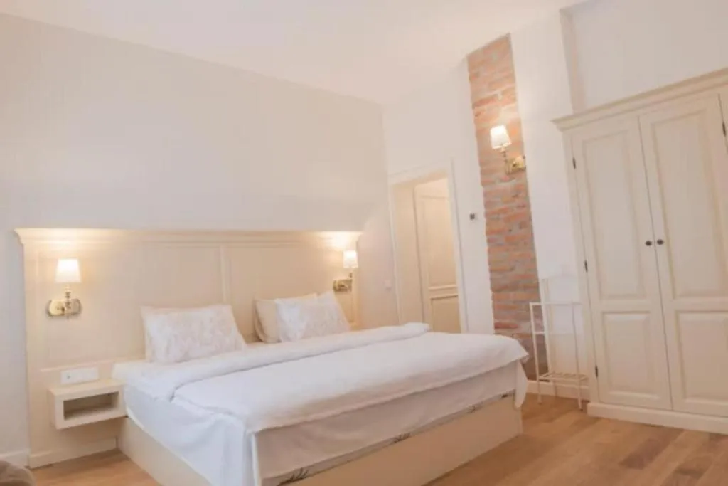 Bed in Palatul Brukenthal Avrig