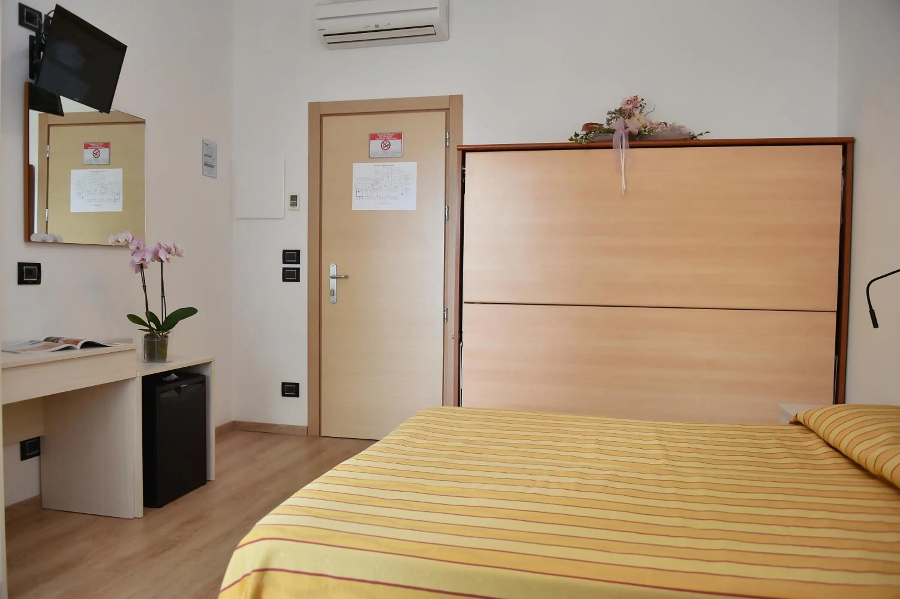 Bedroom, Bed in Hotel Golf ***S