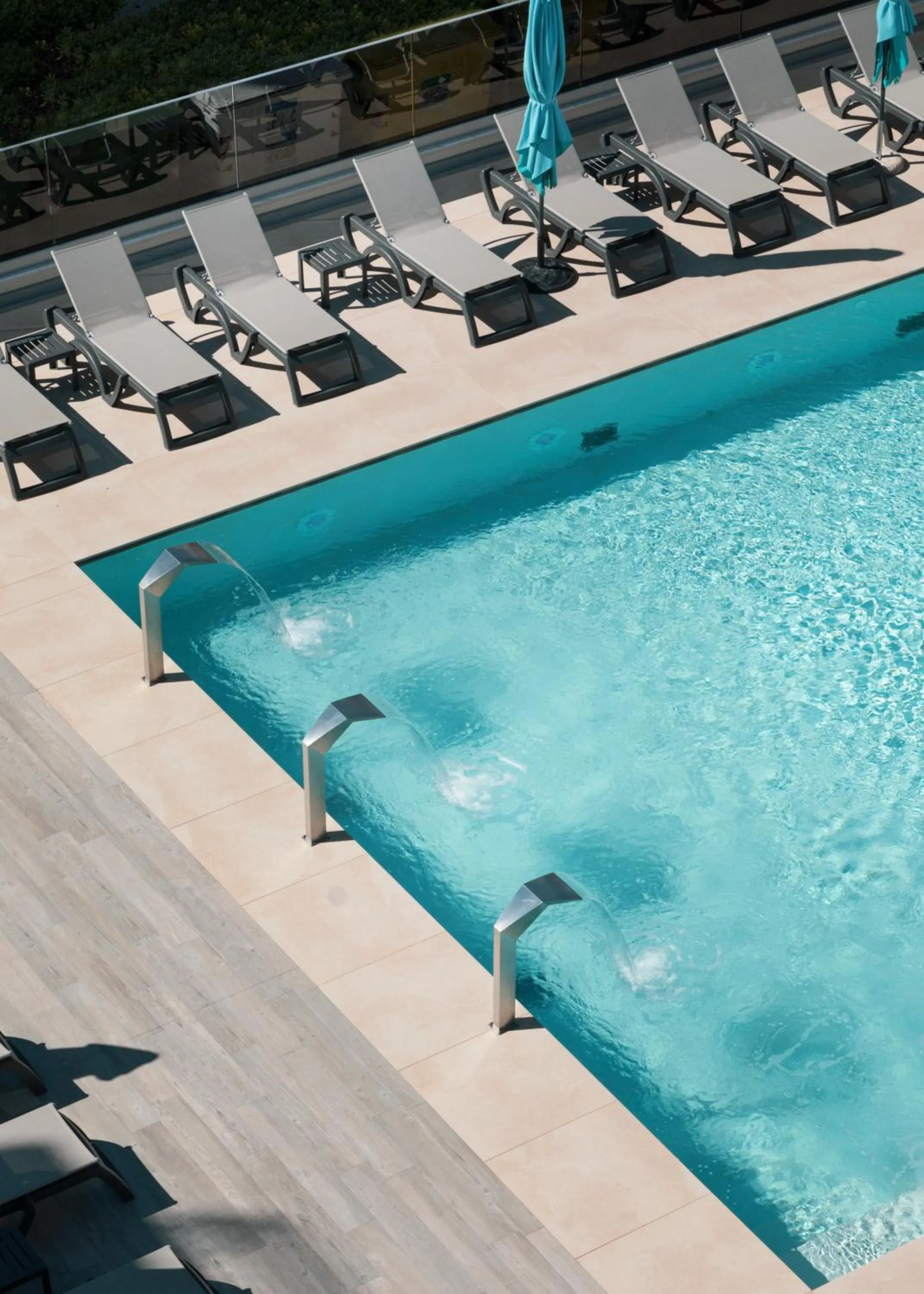 Pool view in Hotel Golf ***S