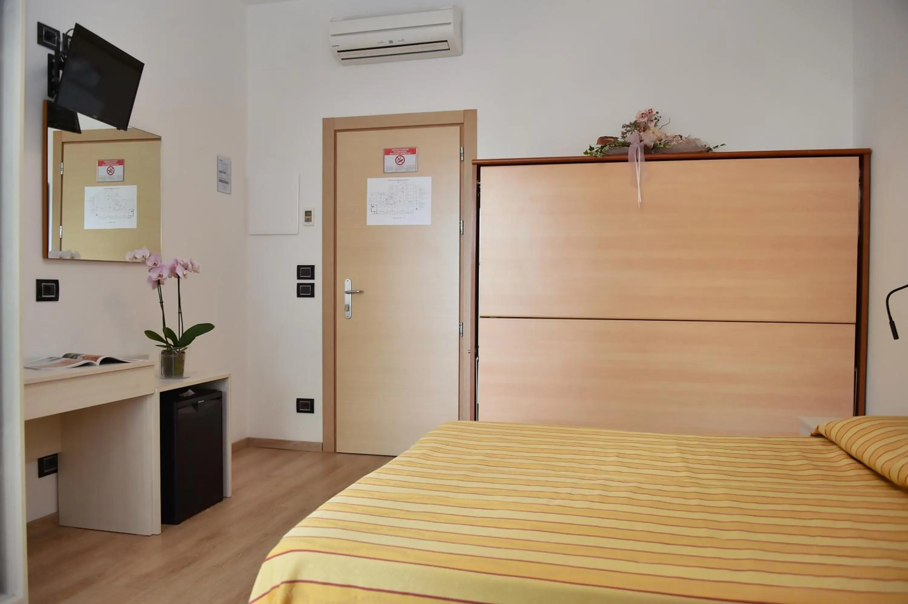 Bedroom, Bed in Hotel Golf ***S