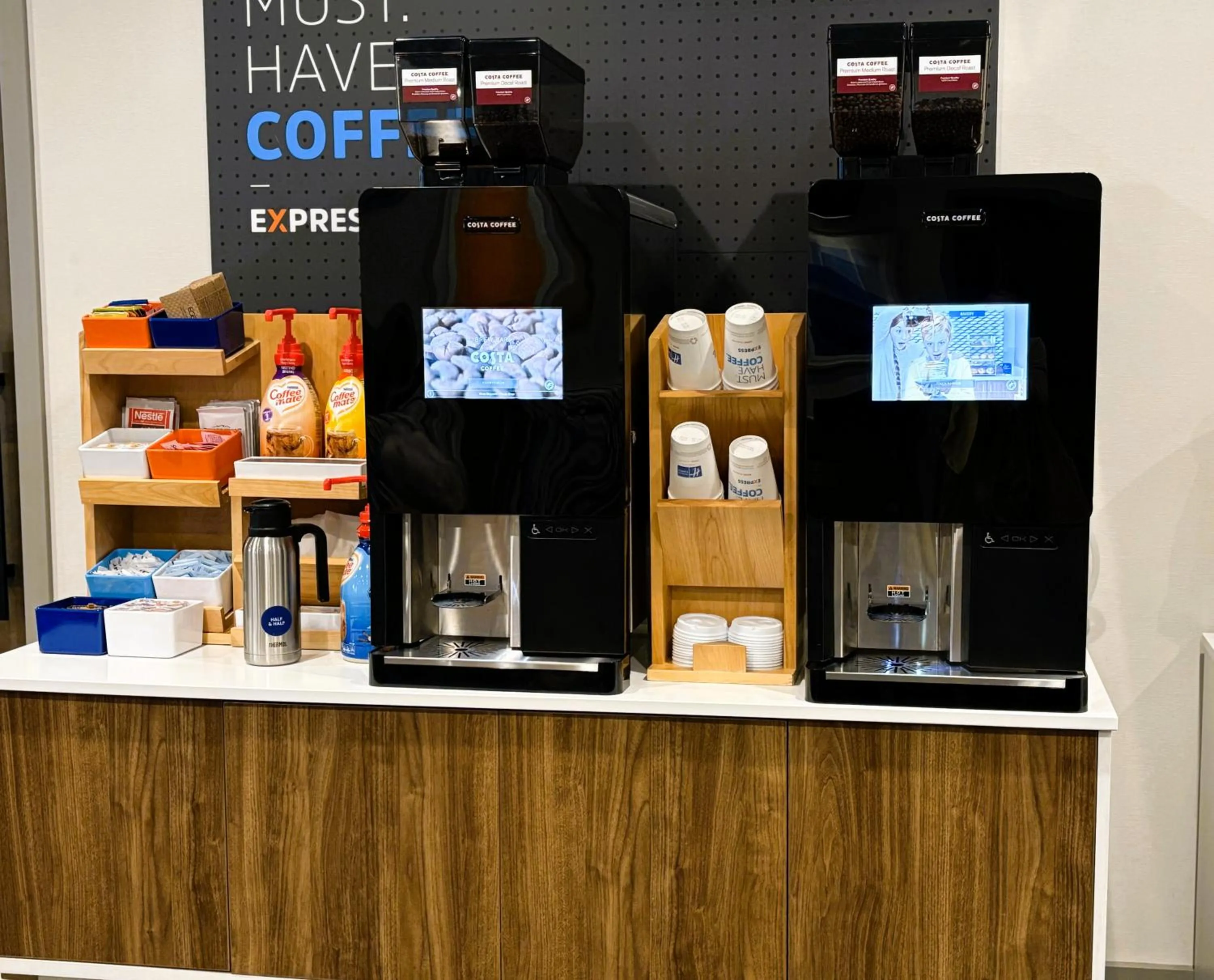 Holiday Inn Express Hotel & Suites Terre Haute by IHG