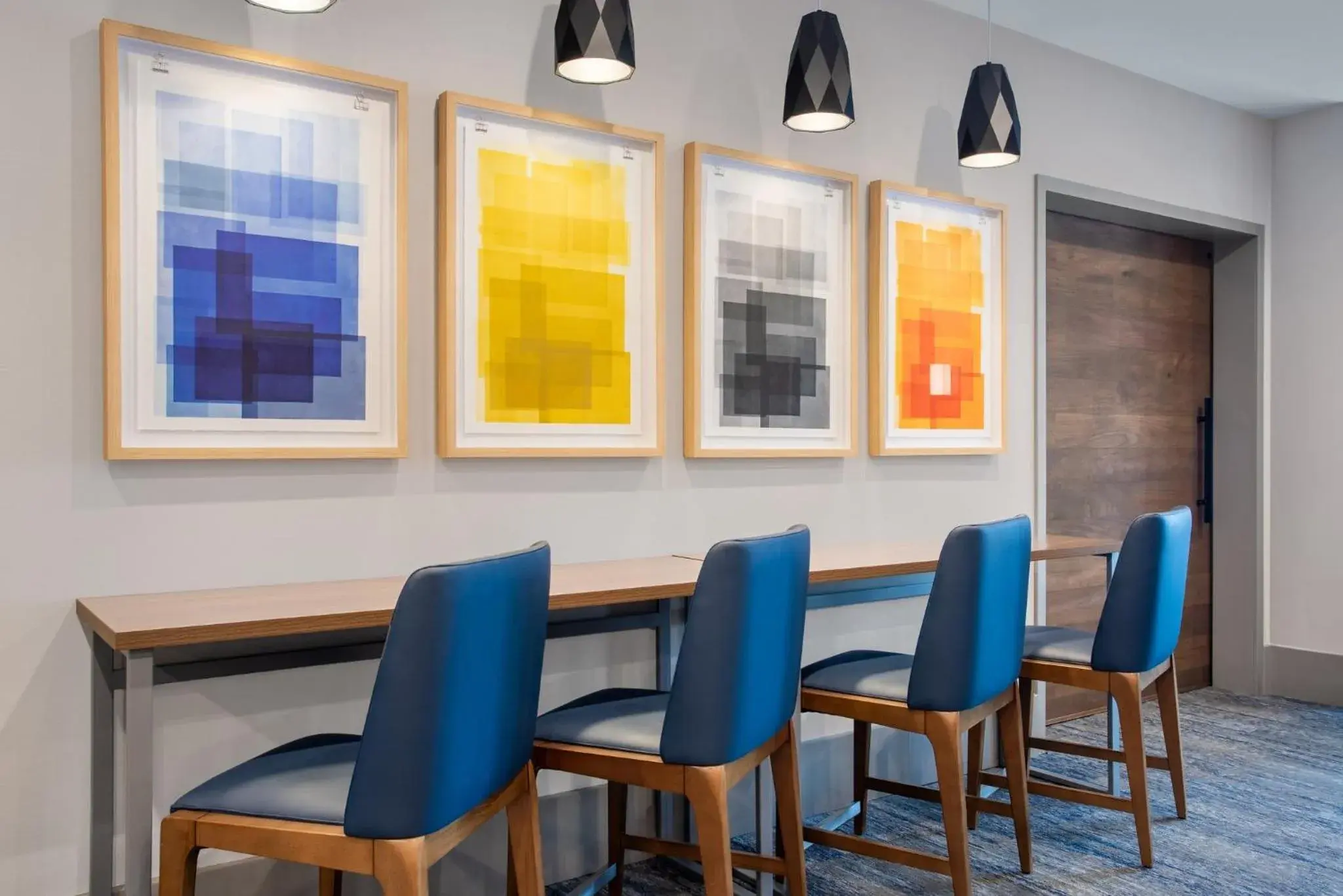 Property building in Holiday Inn Express Hotel & Suites Terre Haute by IHG Property building in Holiday Inn Express Hotel & Suites Terre Haute by IHG