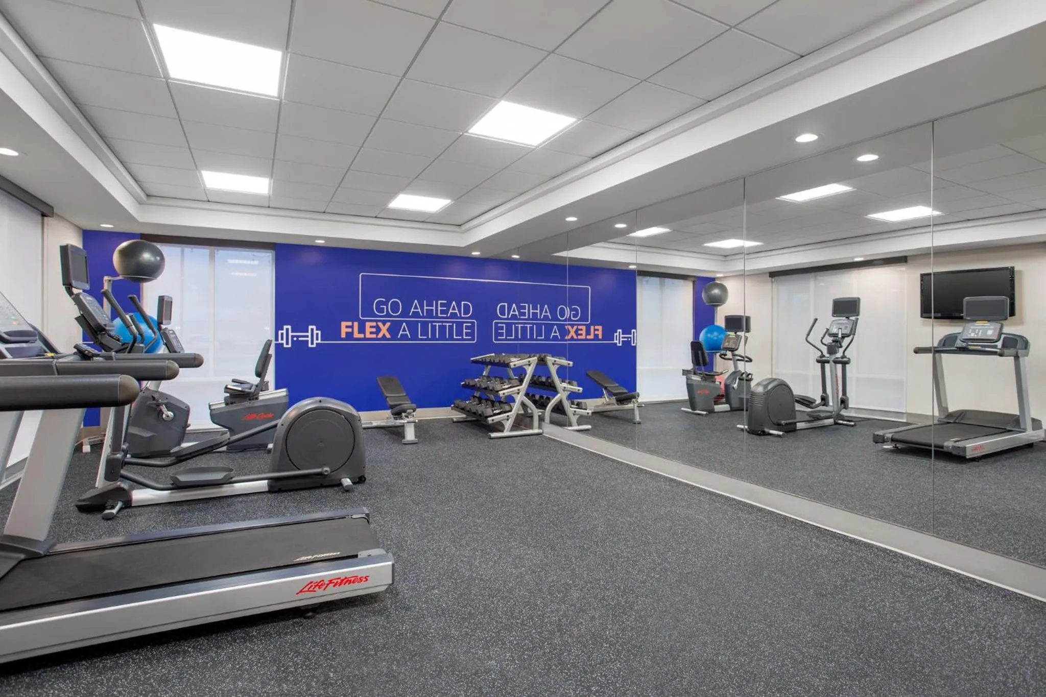 Fitness centre/facilities in Holiday Inn Express Hotel & Suites Terre Haute by IHG