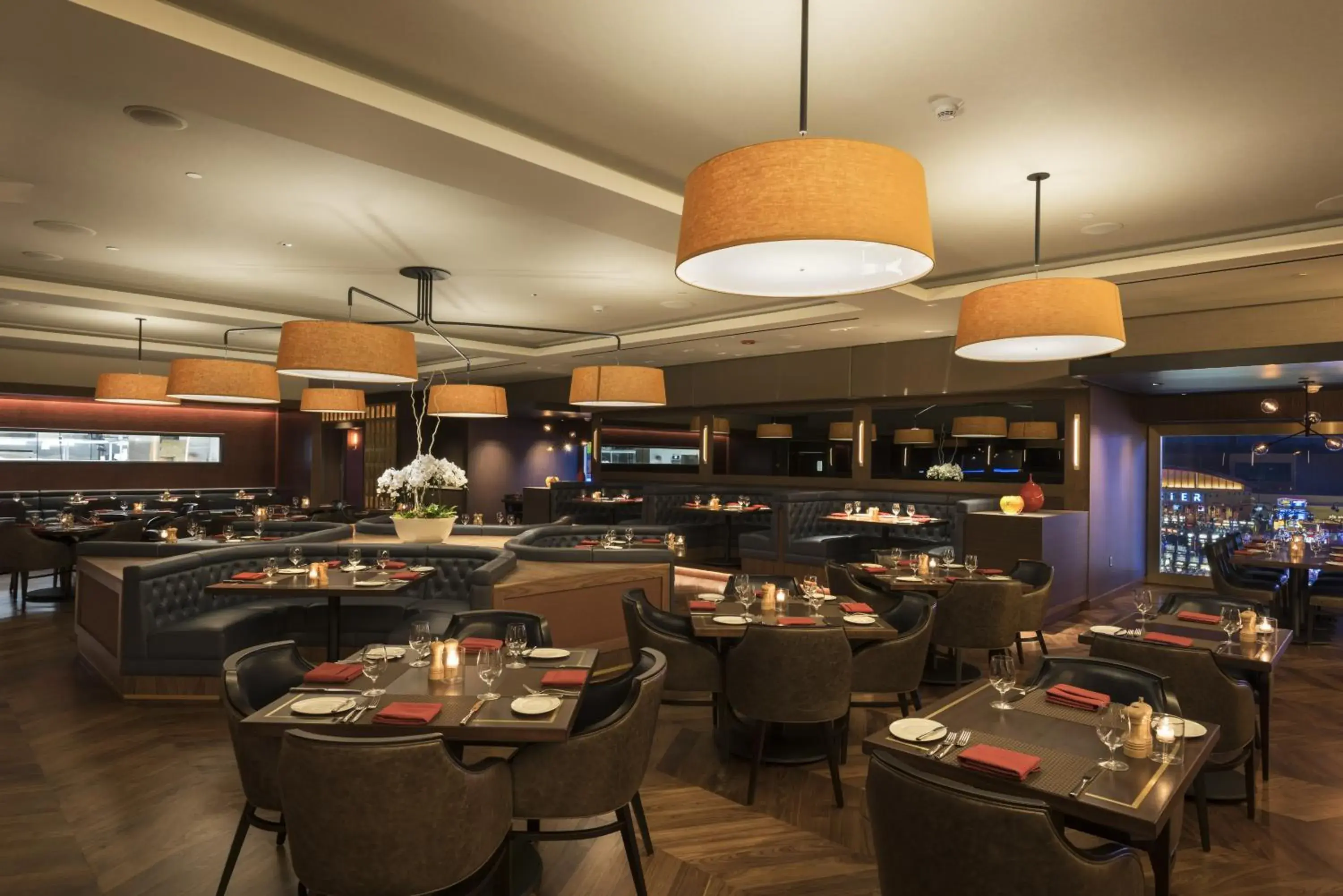 Restaurant/places to eat in Seneca Niagara Resort & Casino Restaurant/places to eat in Seneca Niagara Resort & Casino