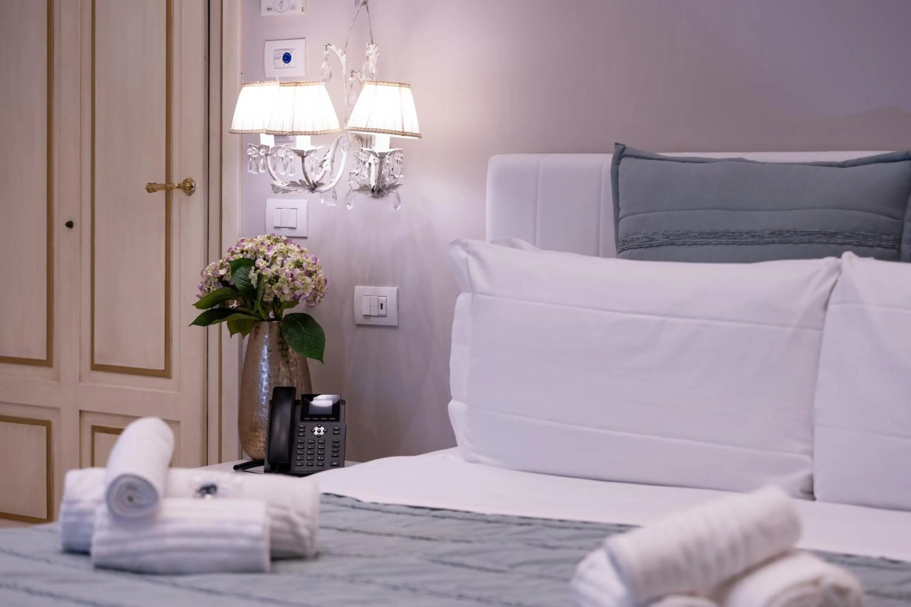 Bed in Contessa Arrivabene Antica Dimora