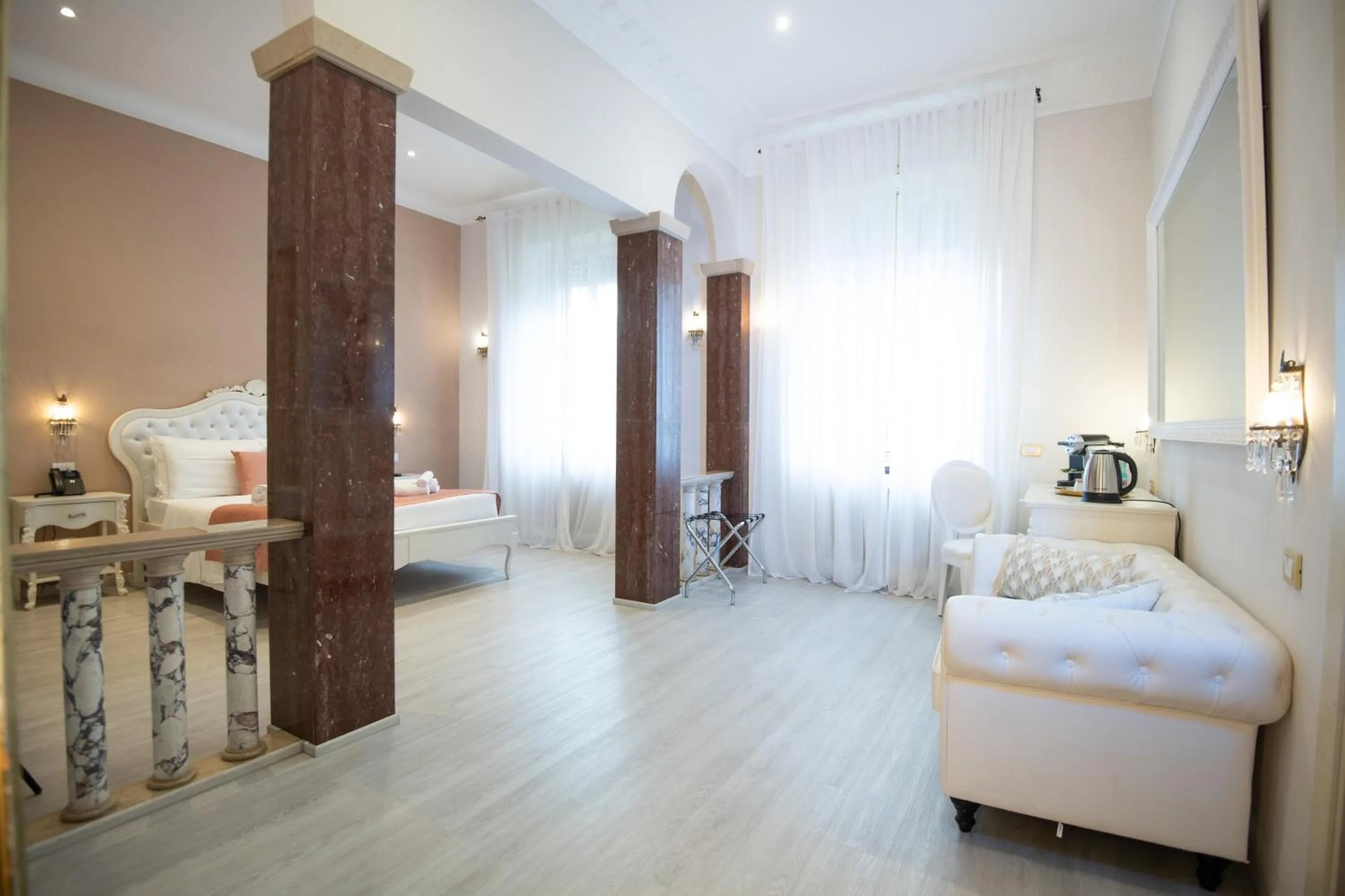 Photo of the whole room, Bed in Contessa Arrivabene Antica Dimora