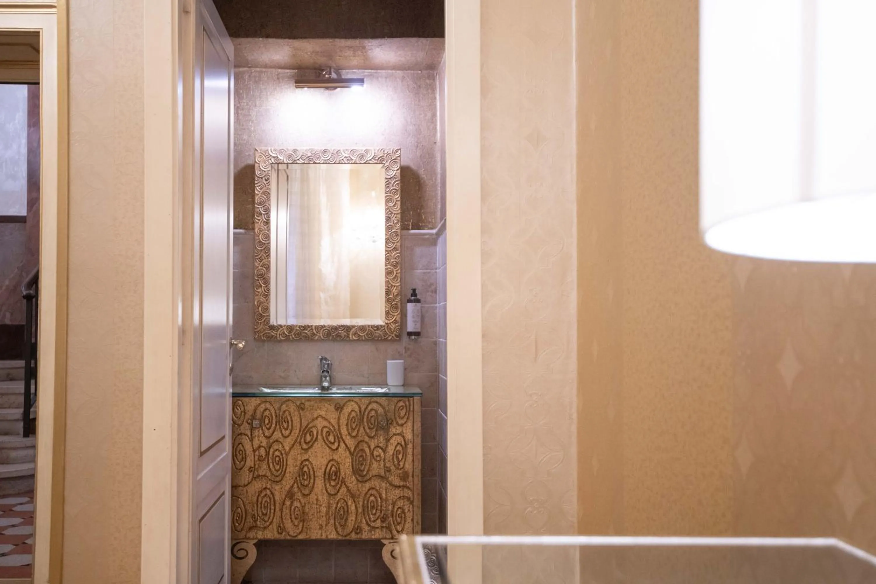 Bathroom in Contessa Arrivabene Antica Dimora