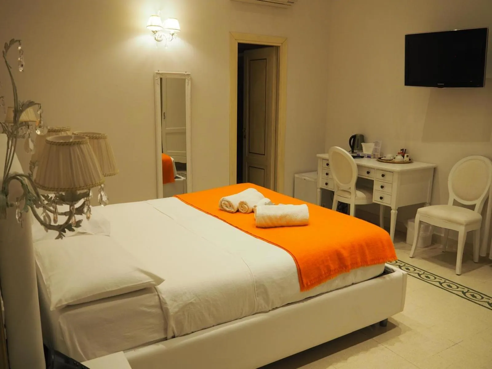 Bed in Contessa Arrivabene Antica Dimora