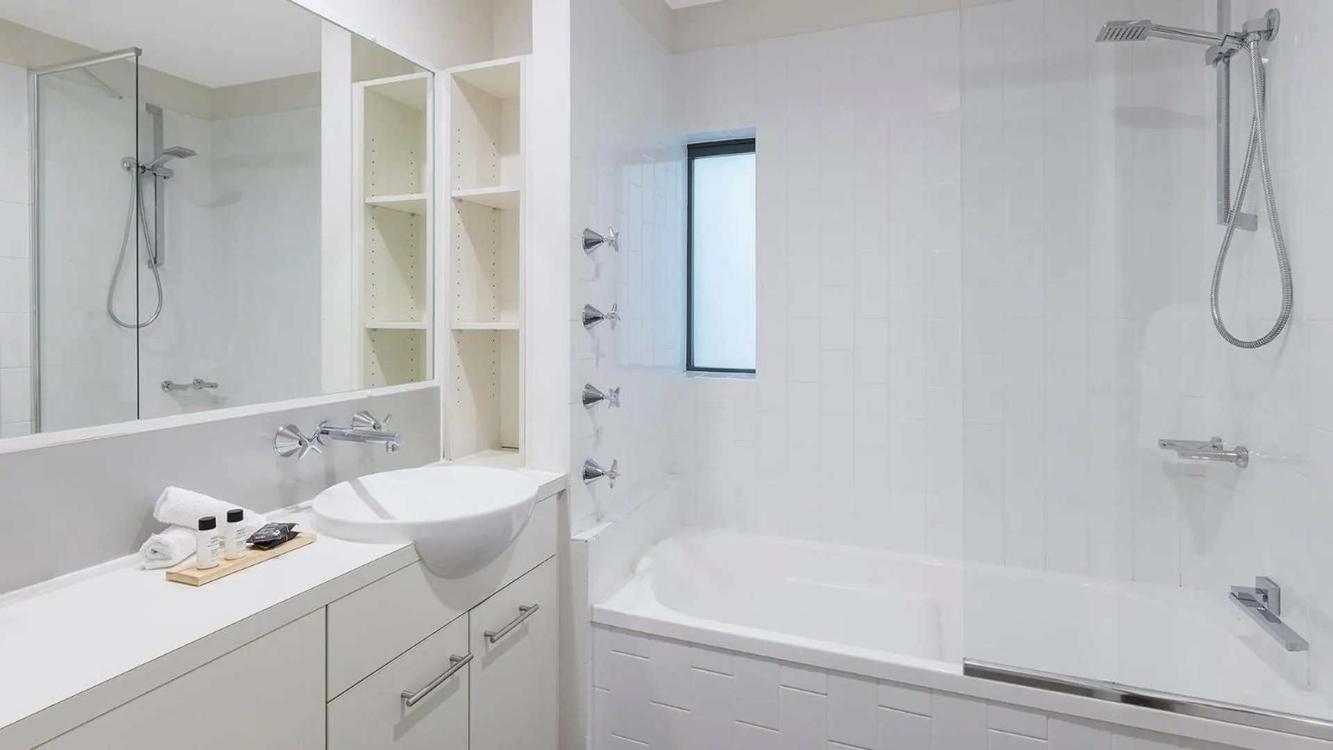 Shower in Oaks Brisbane on Margaret Suites