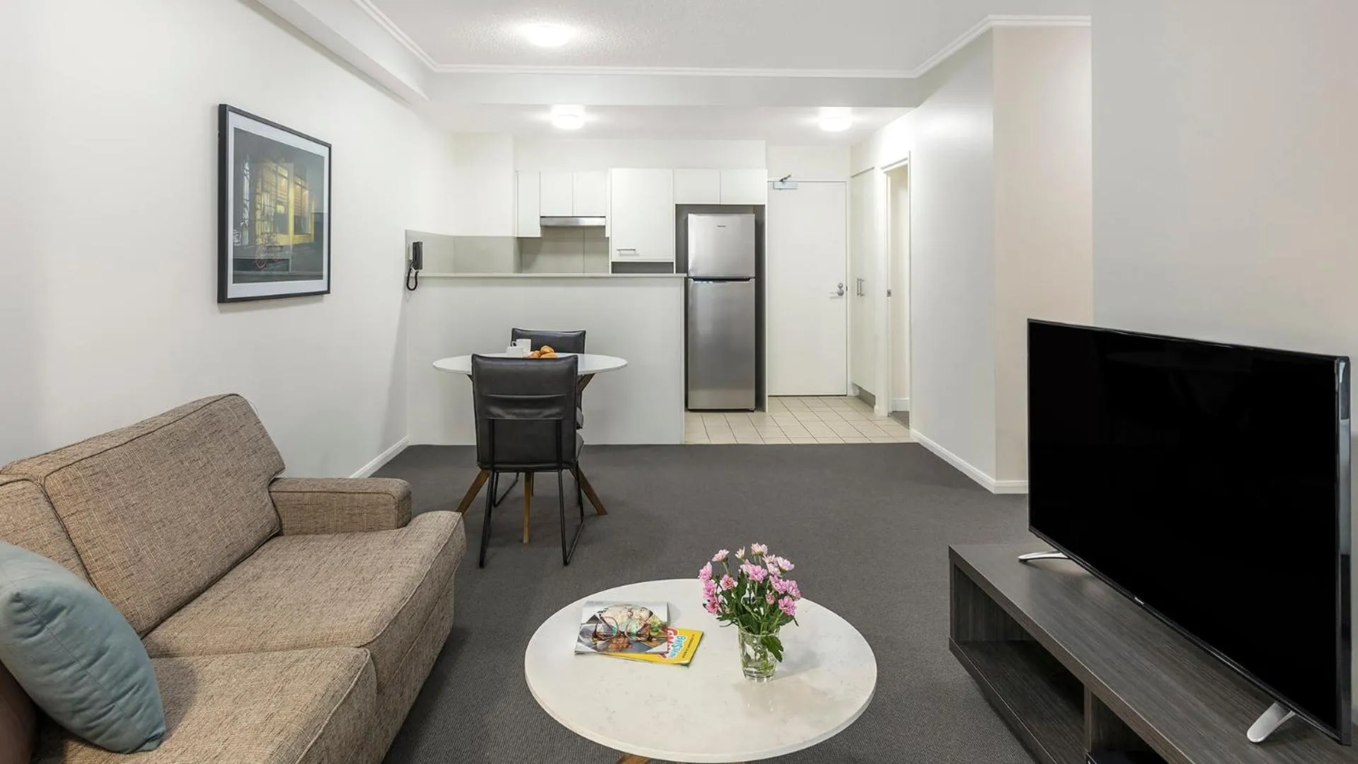 TV and multimedia in Oaks Brisbane on Margaret Suites