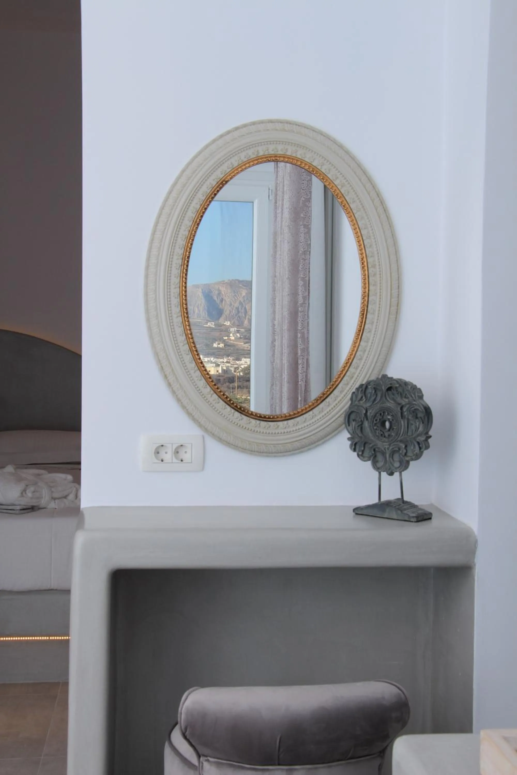 Decorative detail in Emerald Collection Suites