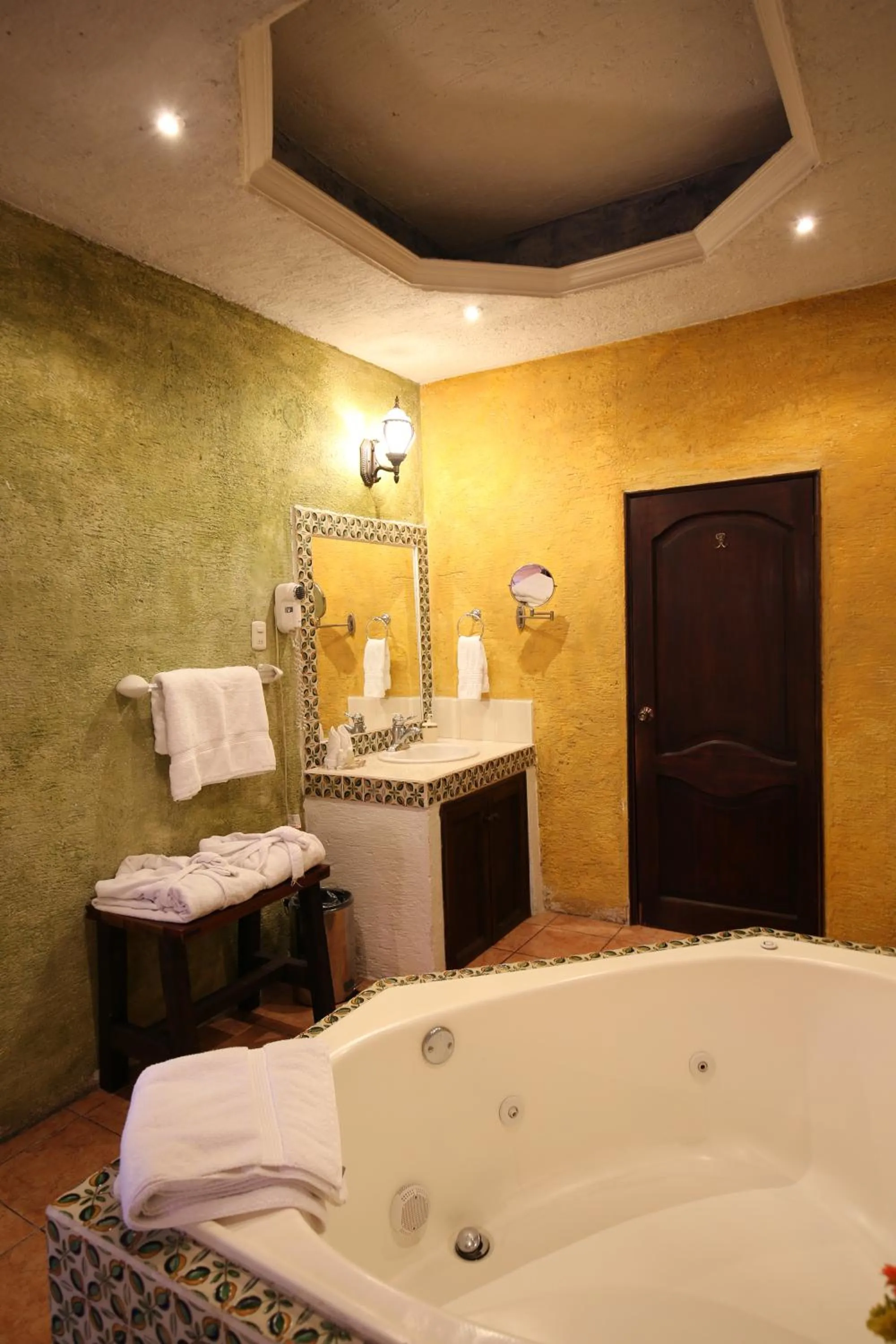 Bathroom in Hotel Palacio de Doña Beatriz