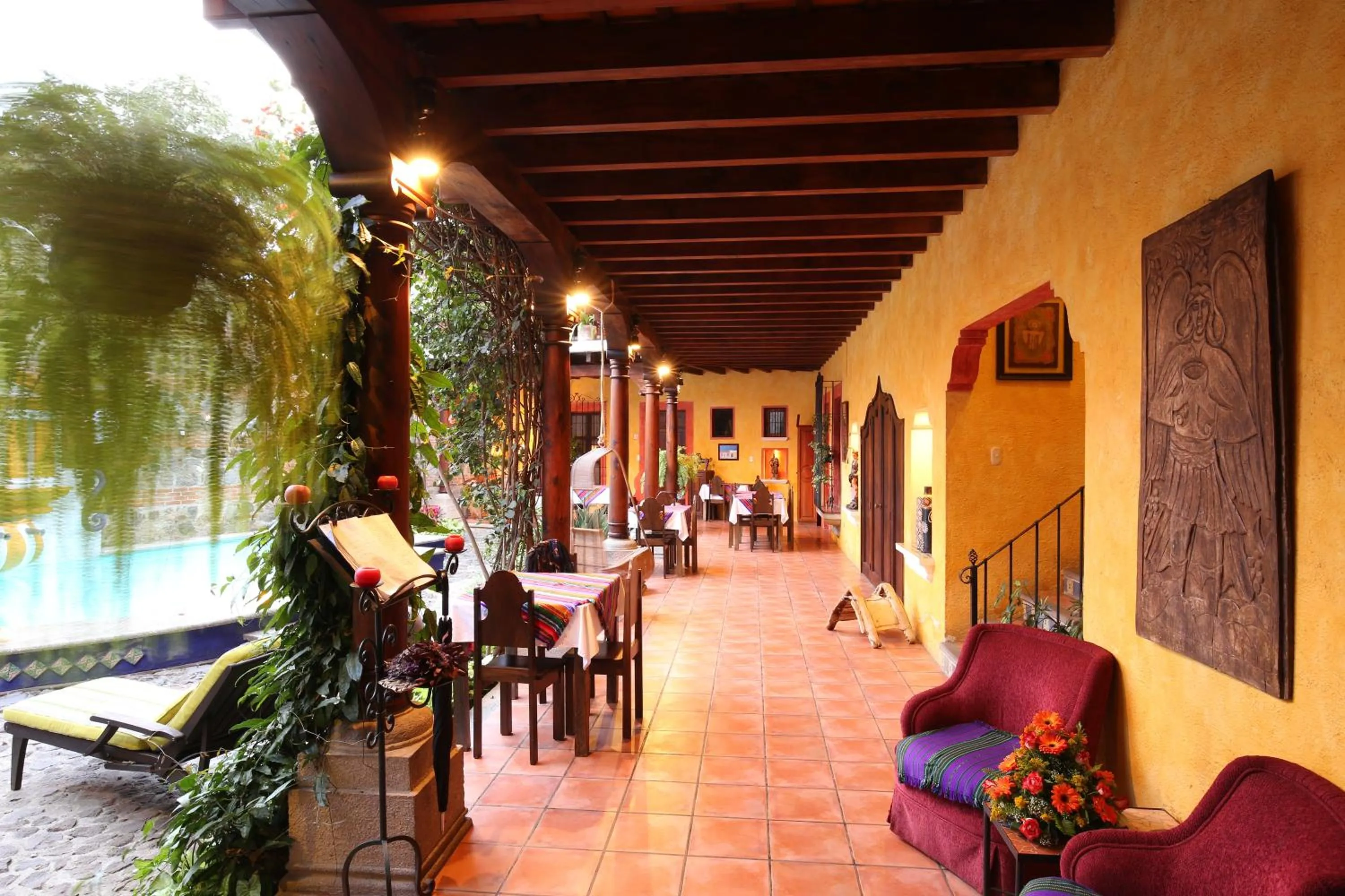 Restaurant/places to eat in Hotel Palacio de Doña Beatriz