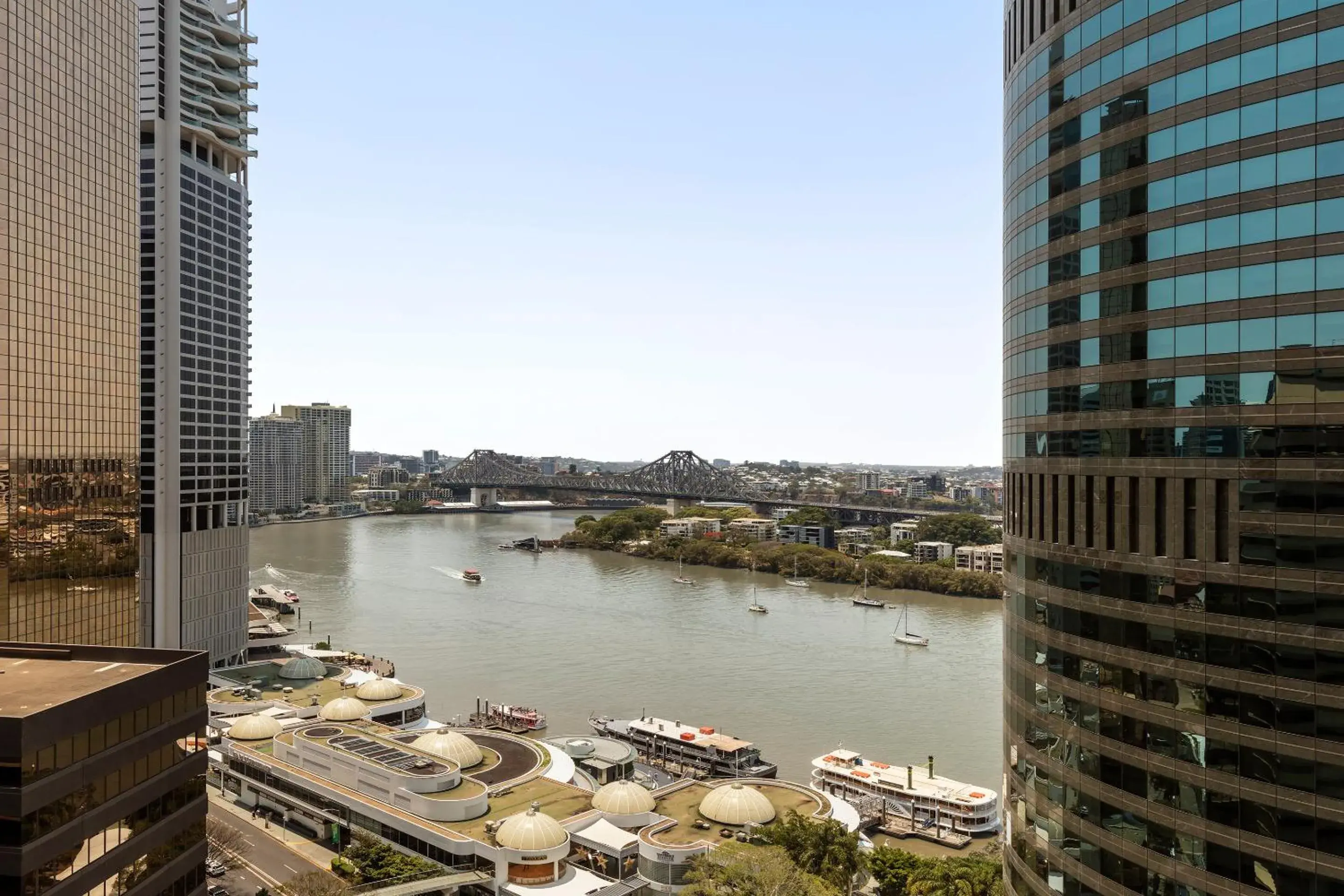 River view in Oaks Brisbane on Felix Suites River view in Oaks Brisbane on Felix Suites