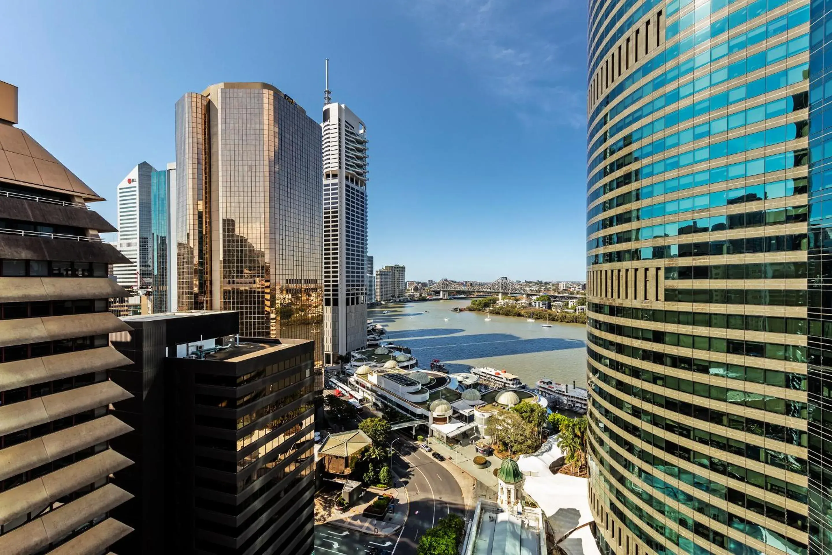 River view in Oaks Brisbane on Felix Suites River view in Oaks Brisbane on Felix Suites