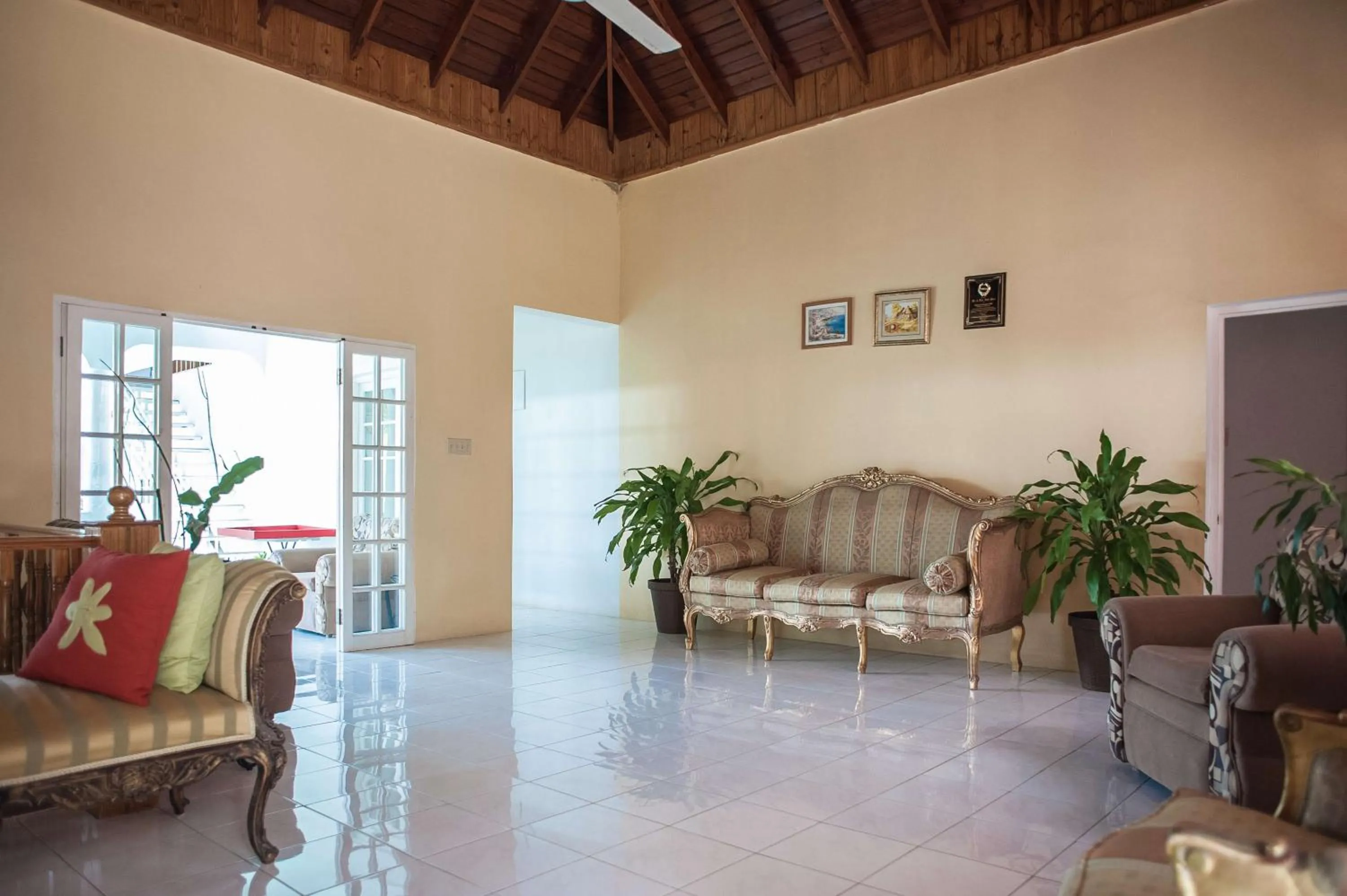 Living room in Diamond Villa Guest House