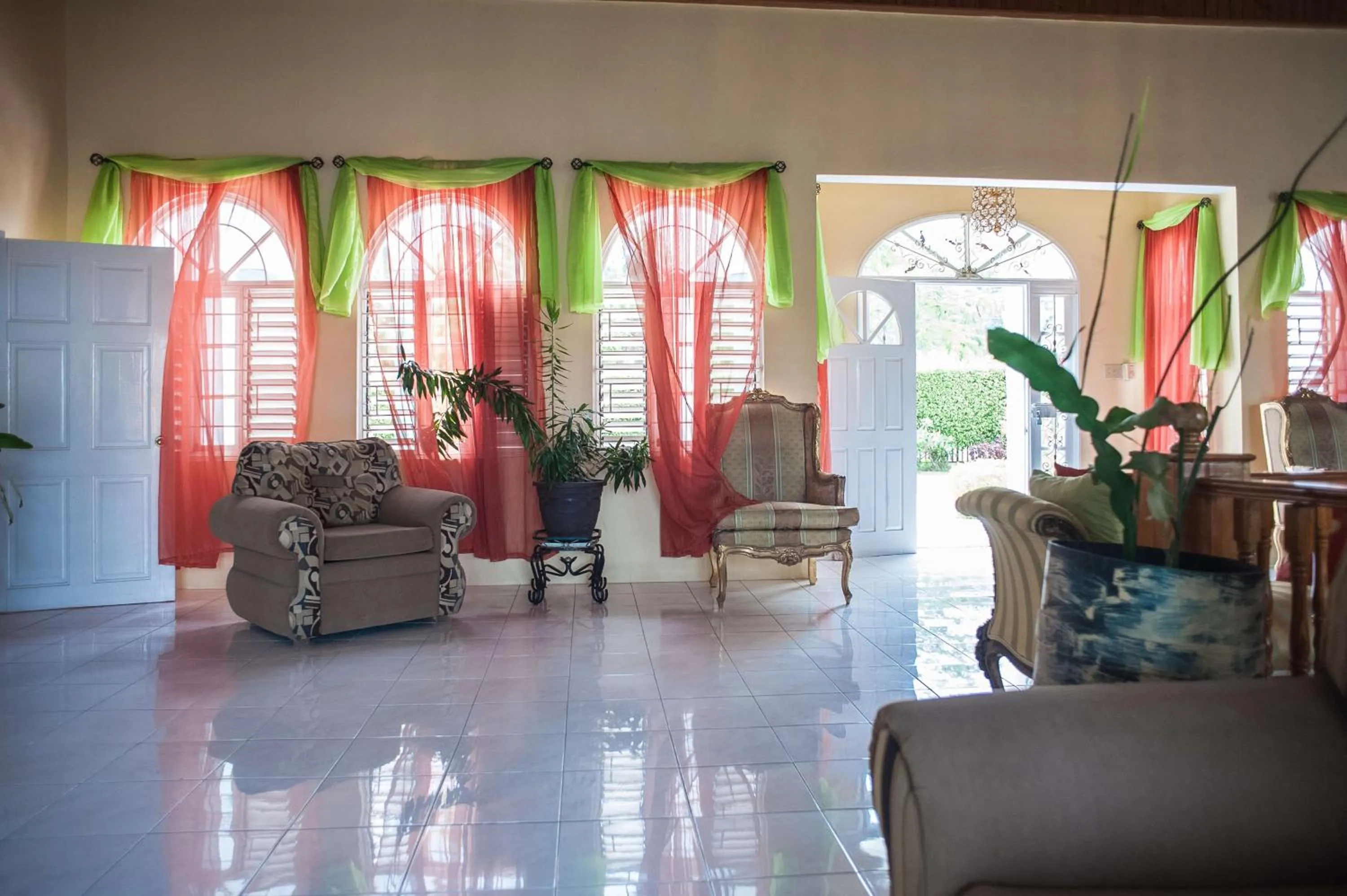 Seating area in Diamond Villa Guest House