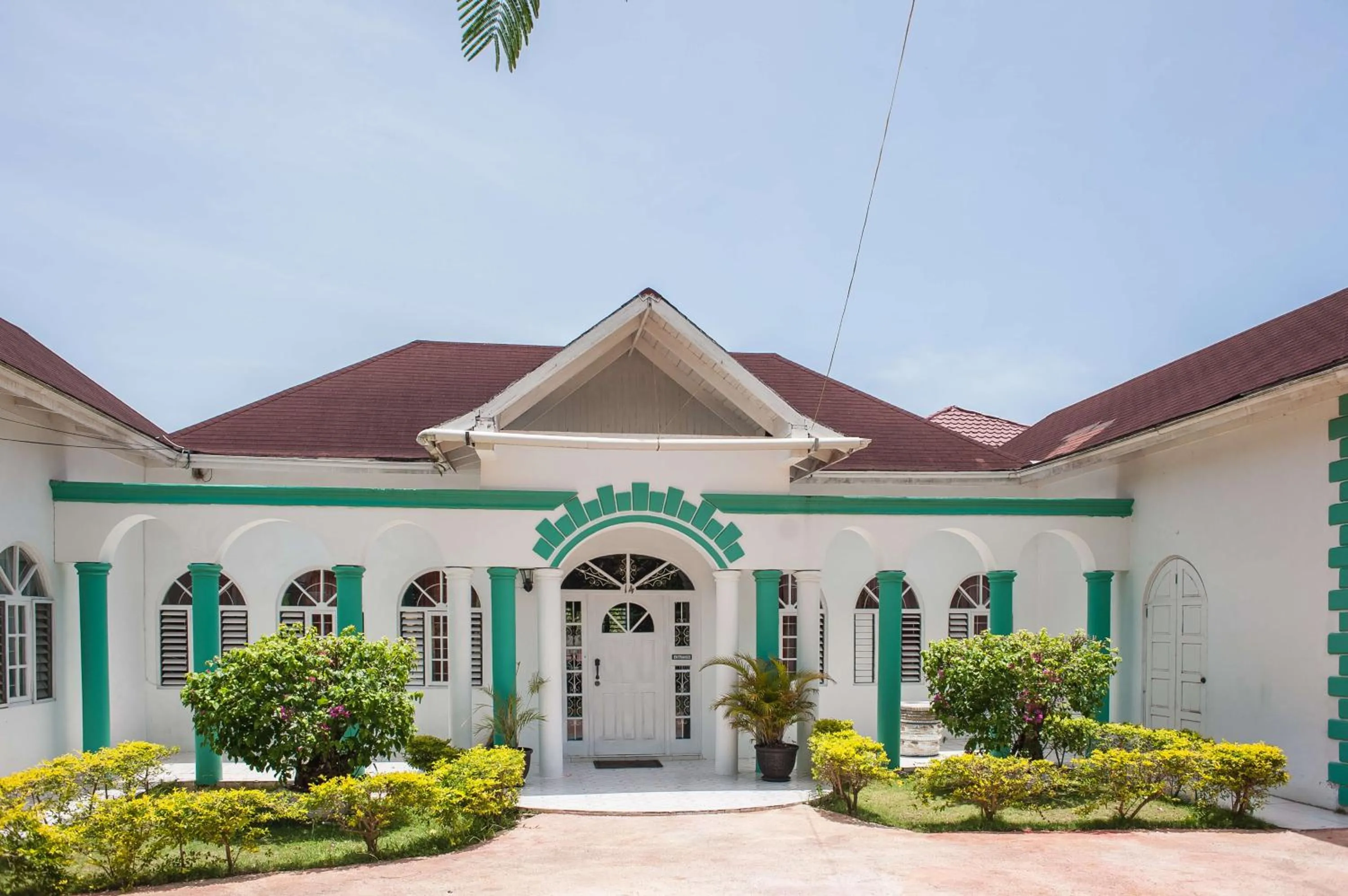 Facade/entrance in Diamond Villa Guest House