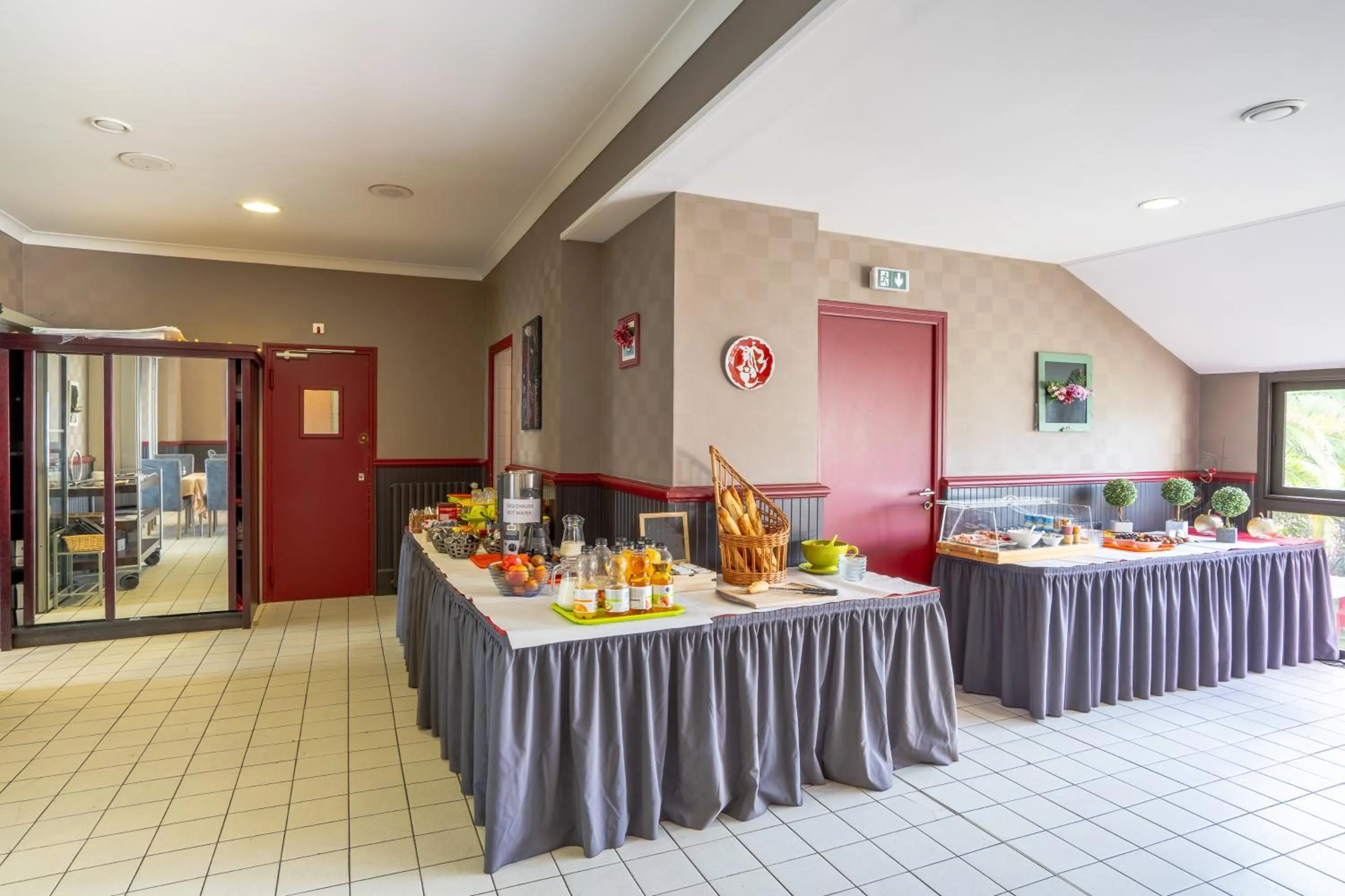 Buffet breakfast in Hotel Beau Rivage