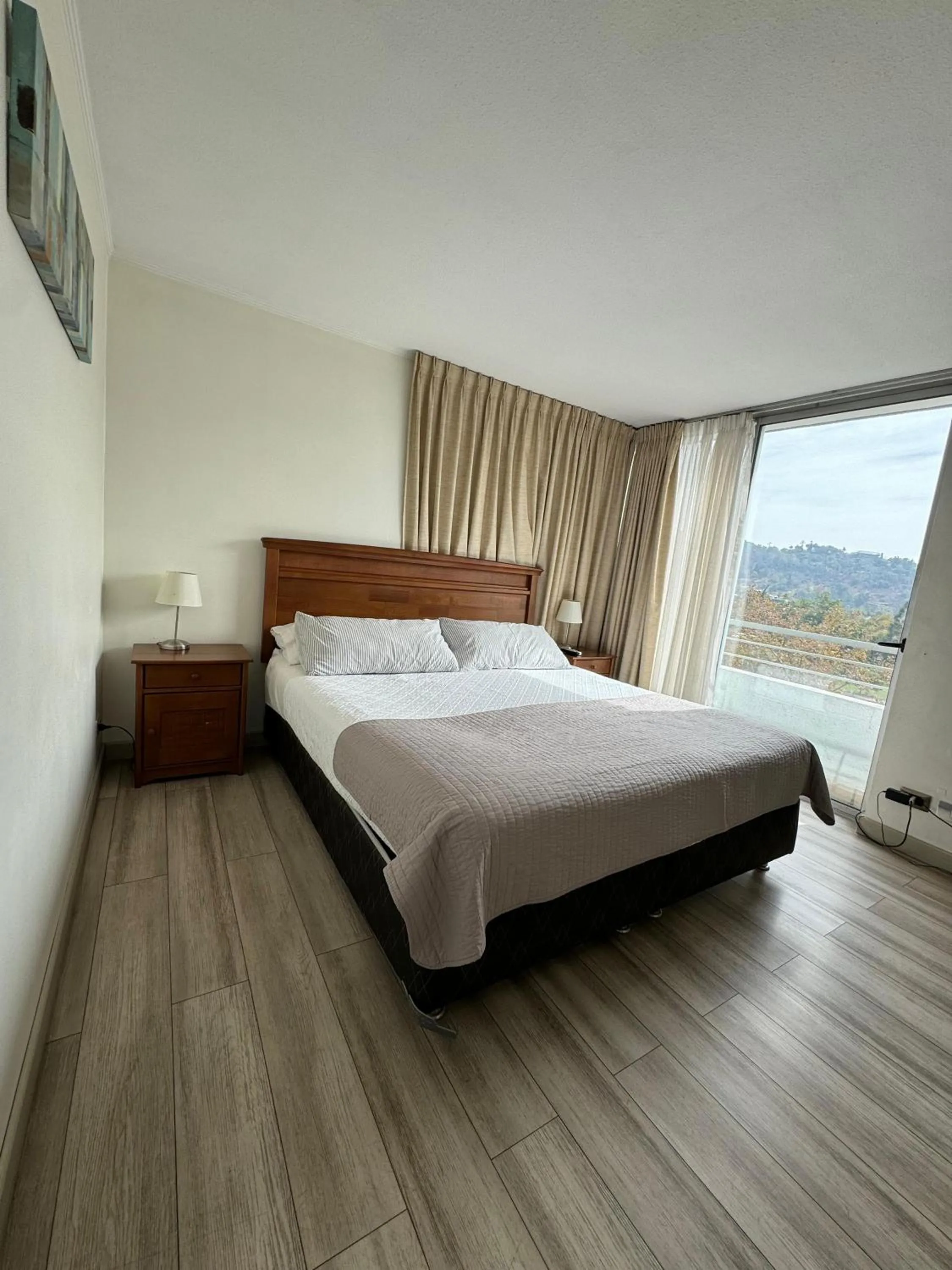 Bedroom, Bed in Apart Lyon Suite