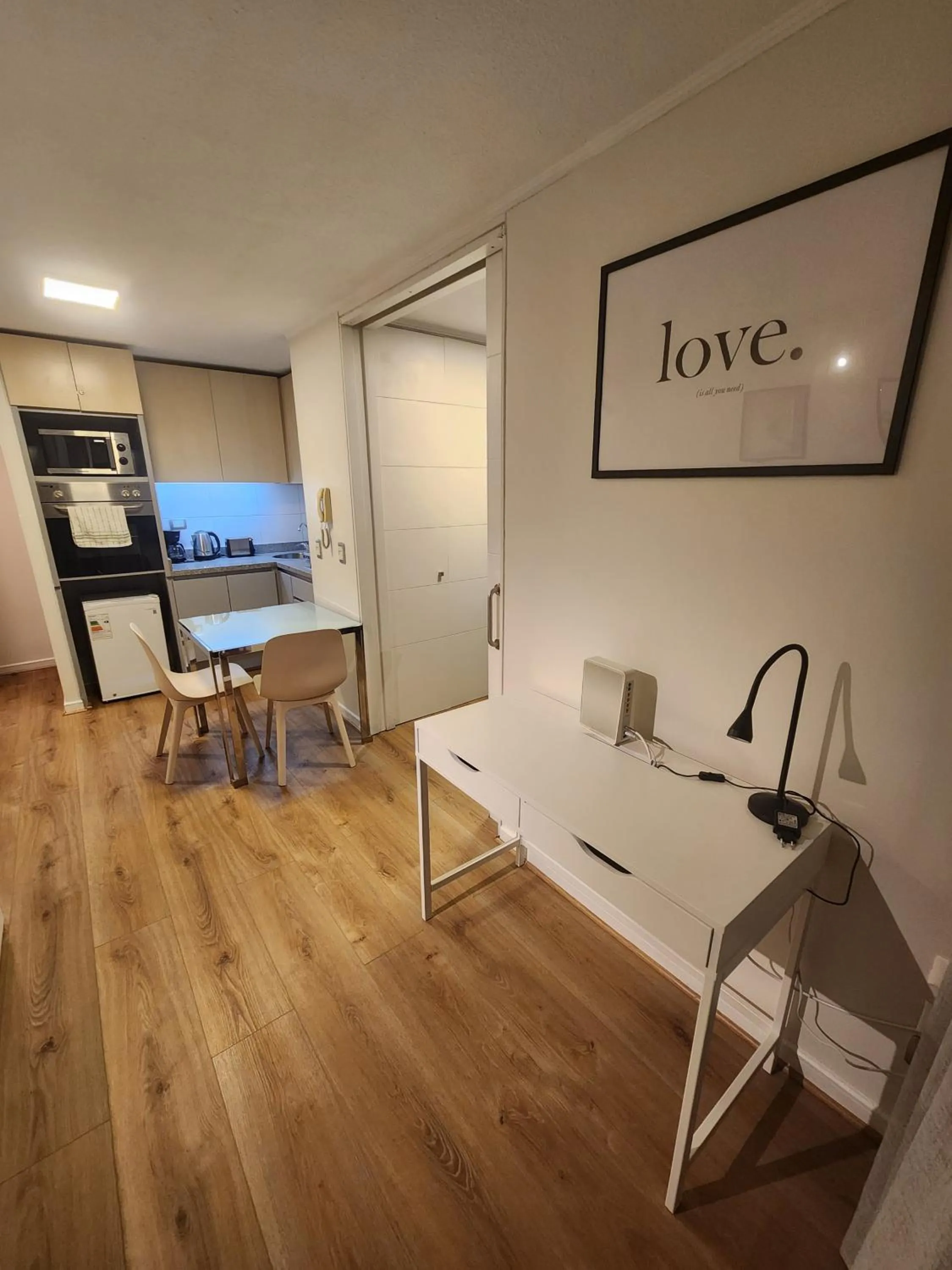 Kitchen or kitchenette in Apart Lyon Suite