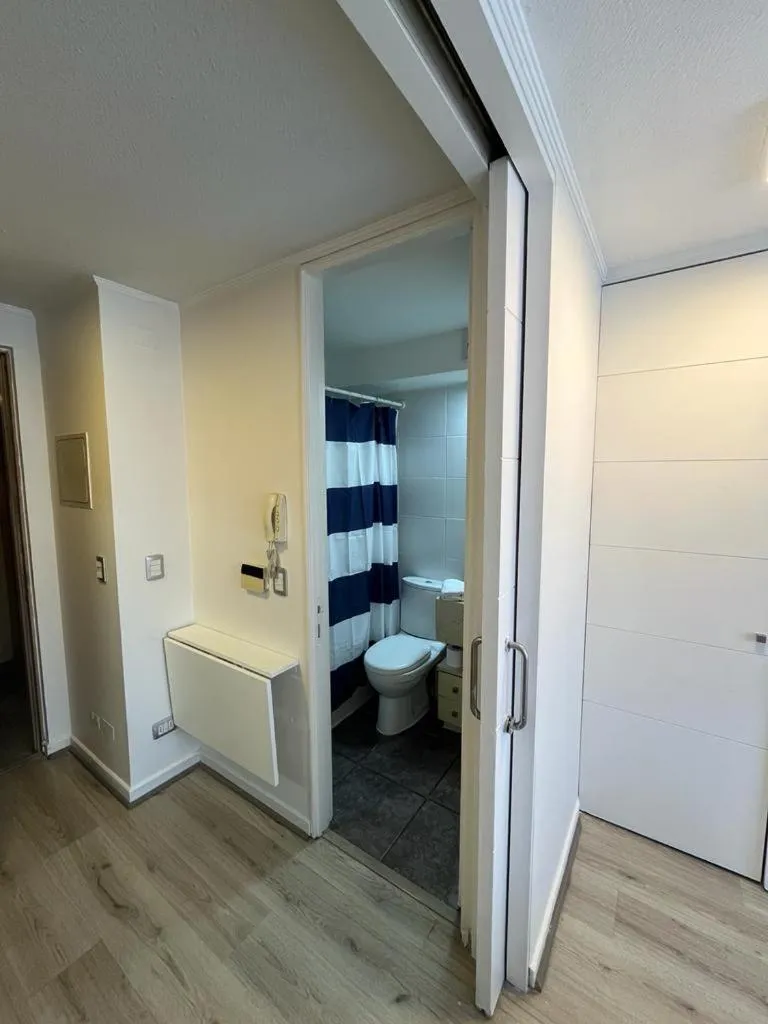 Toilet in Apart Lyon Suite