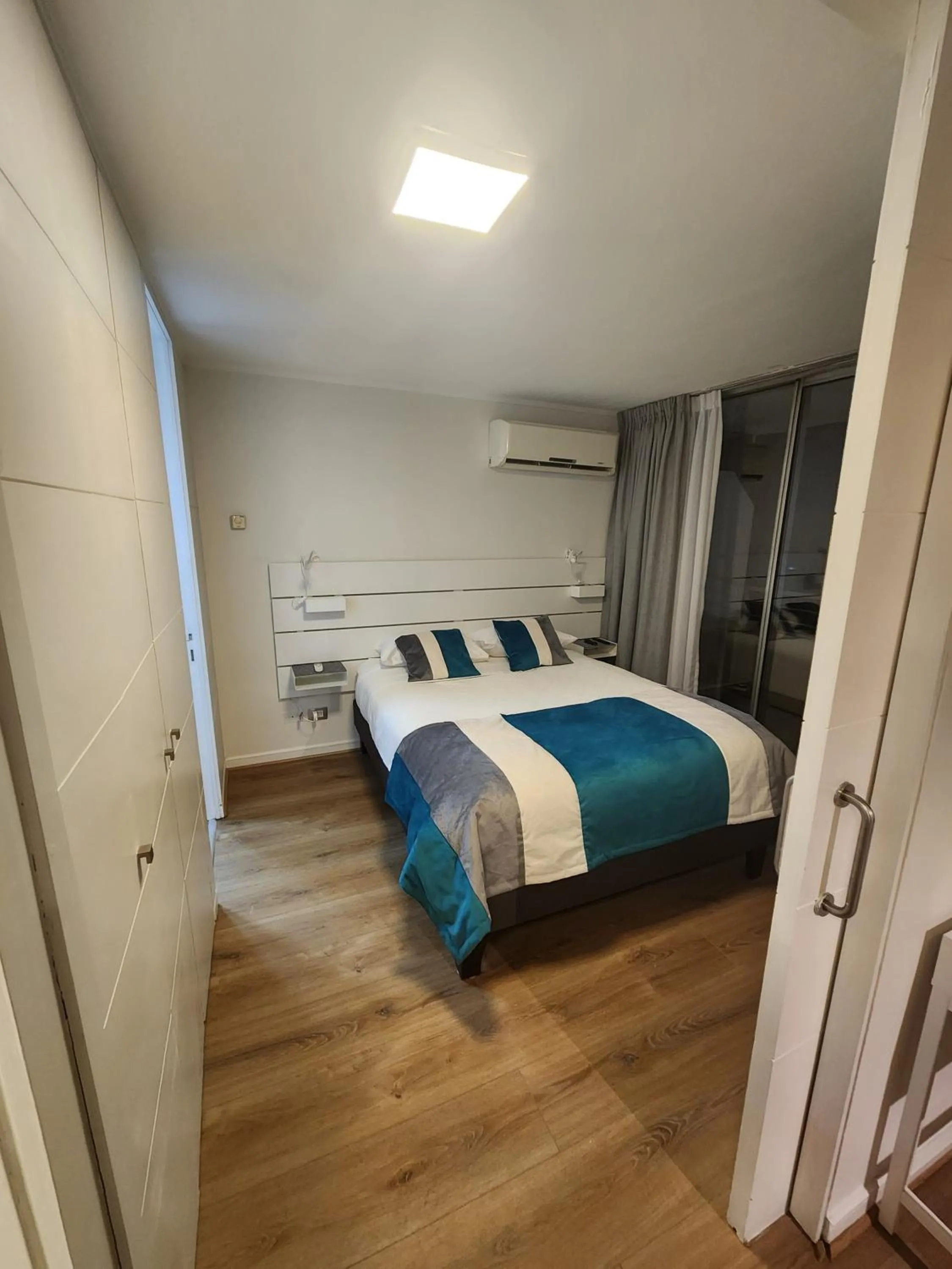 Bed in Apart Lyon Suite