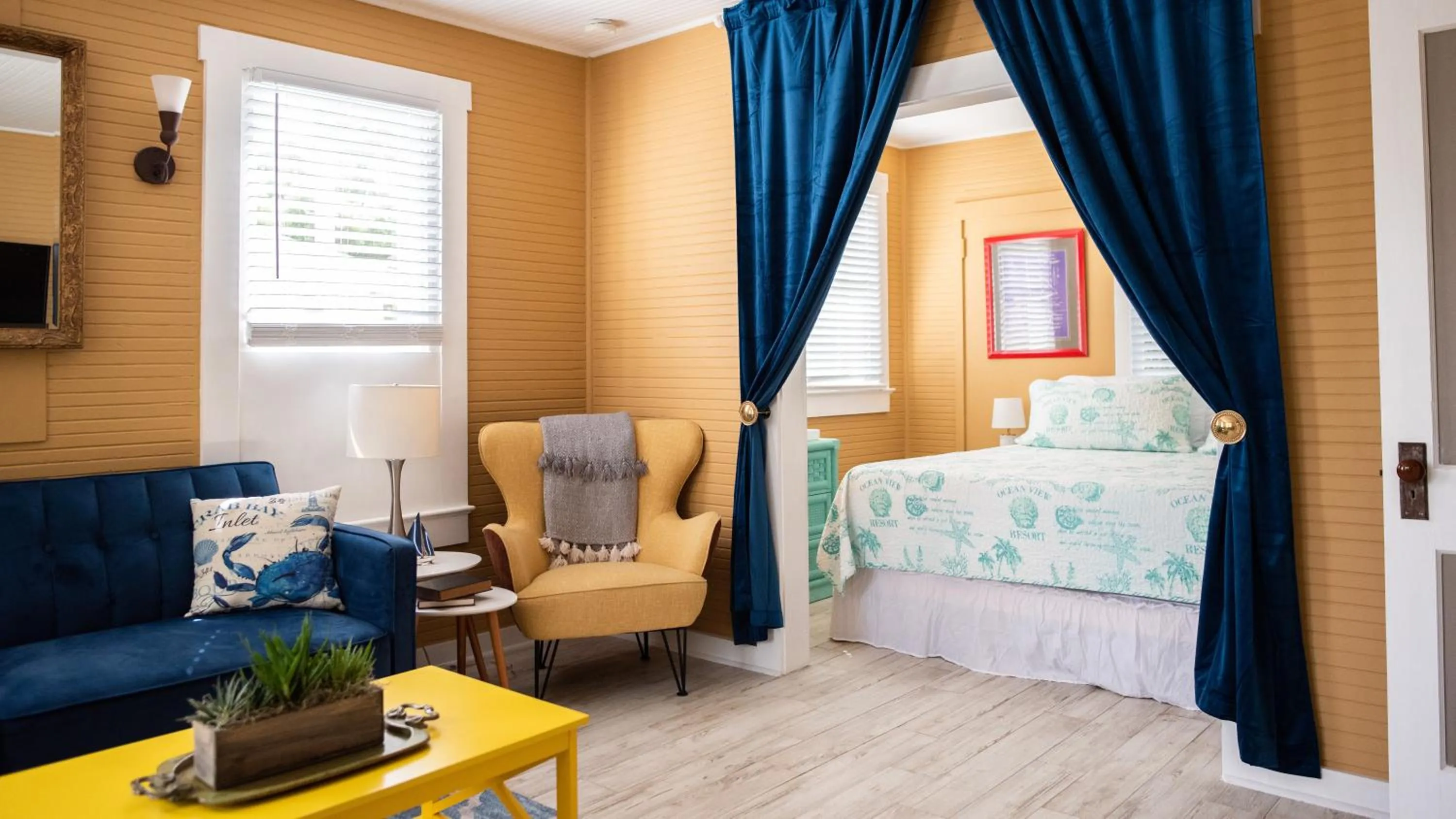 Bed in Meranova Guest Inn