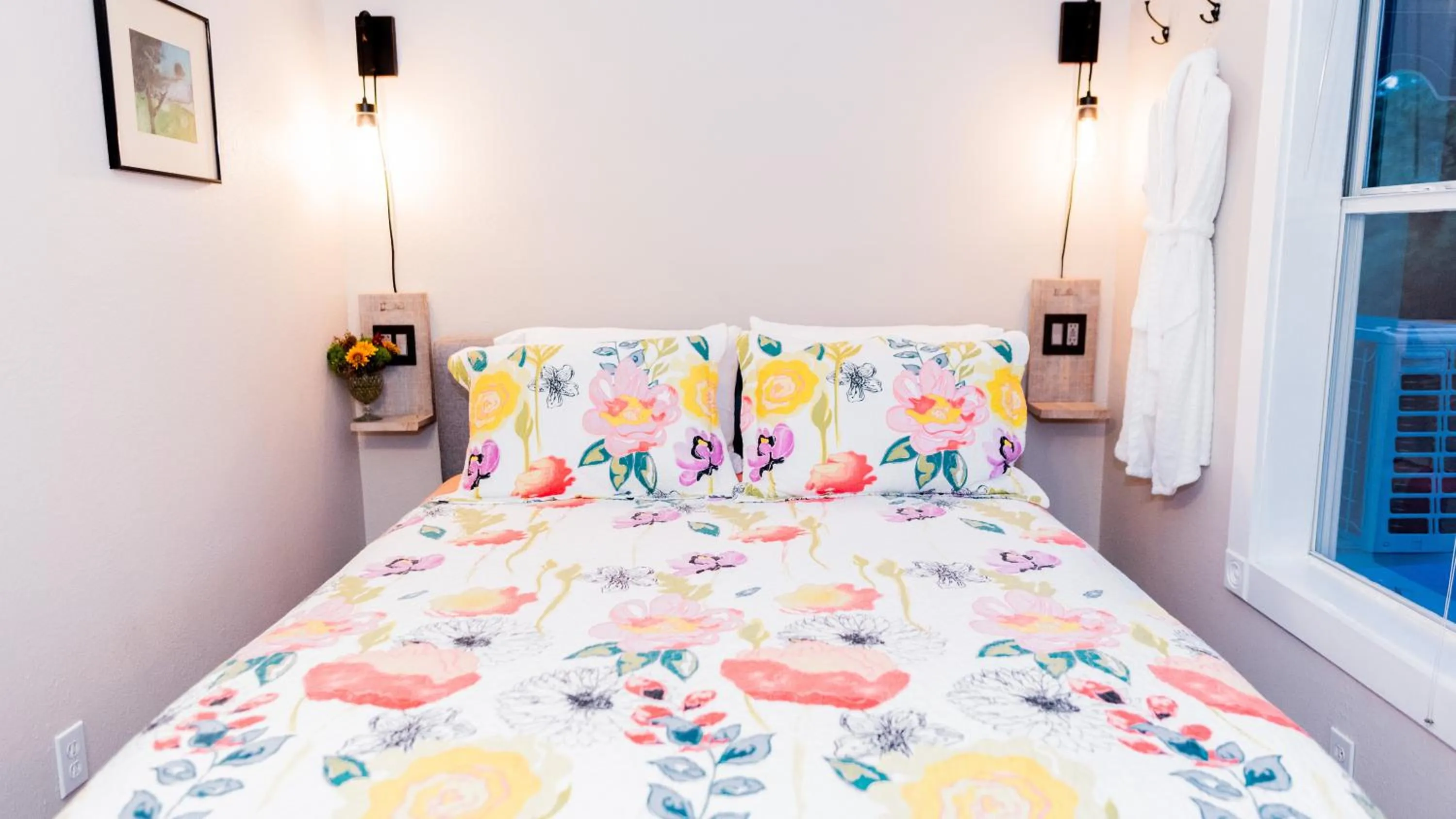 Bed in Meranova Guest Inn