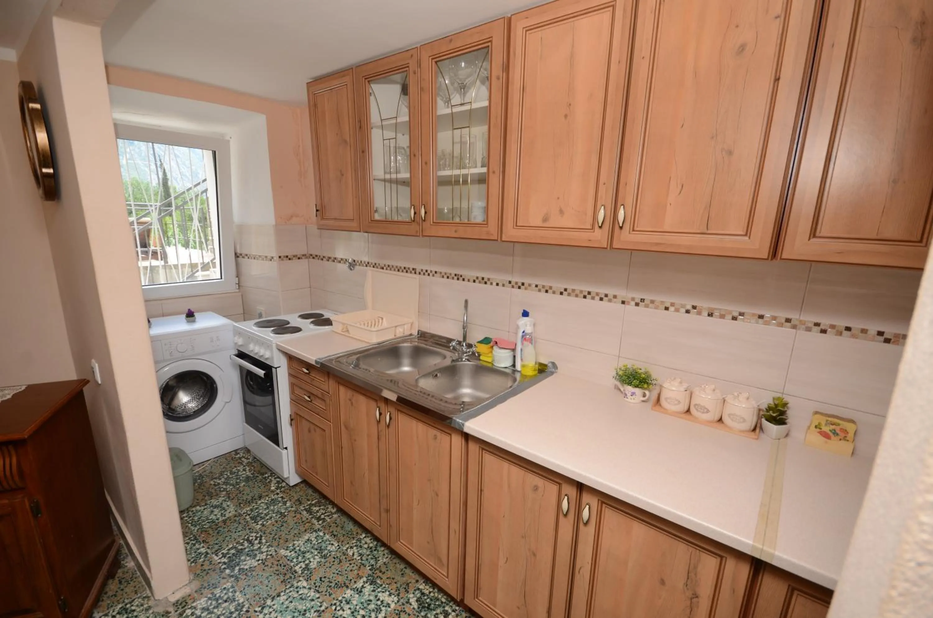 Kitchen or kitchenette in Stone House Dragutinovic