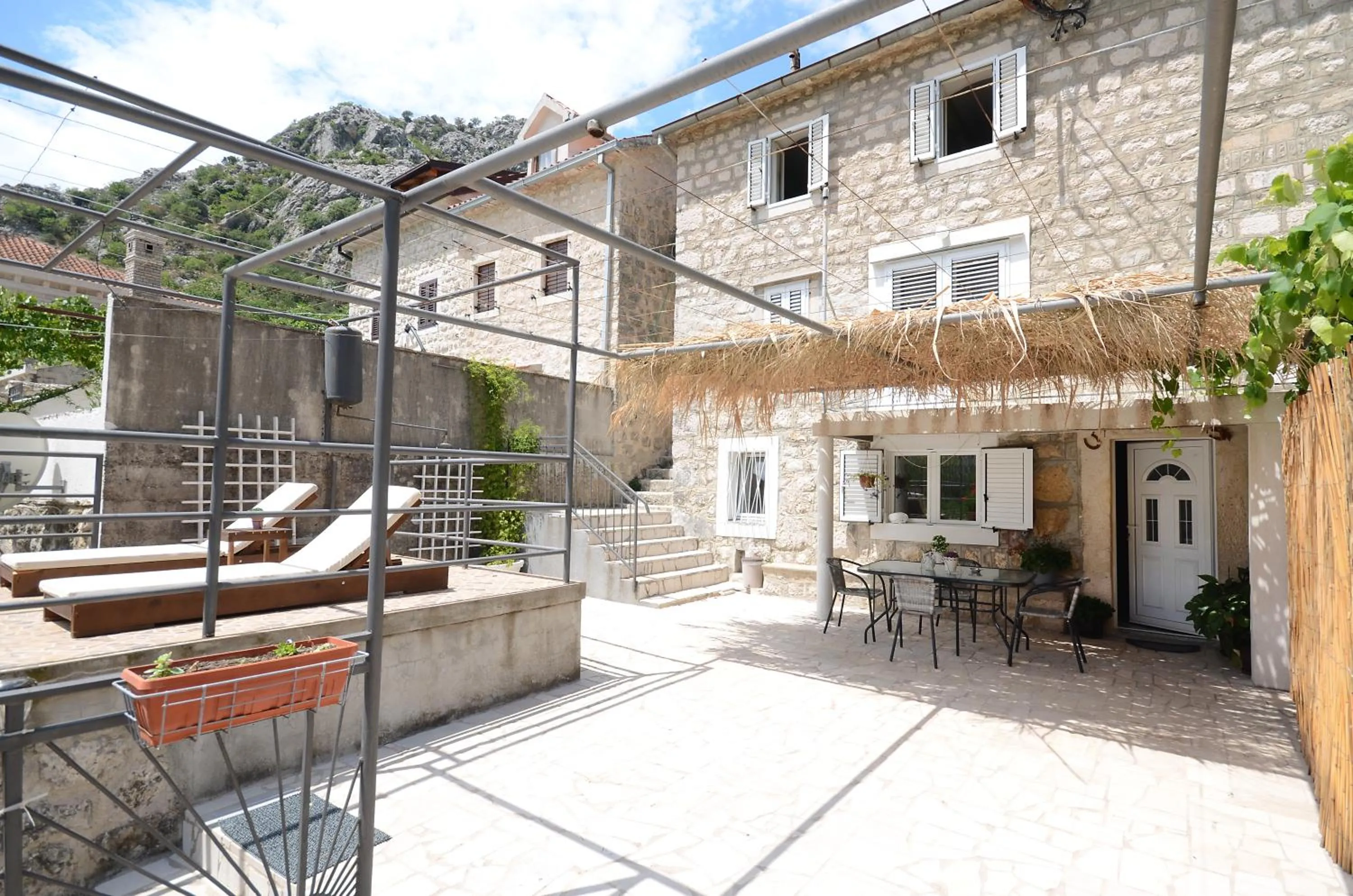 Patio in Stone House Dragutinovic
