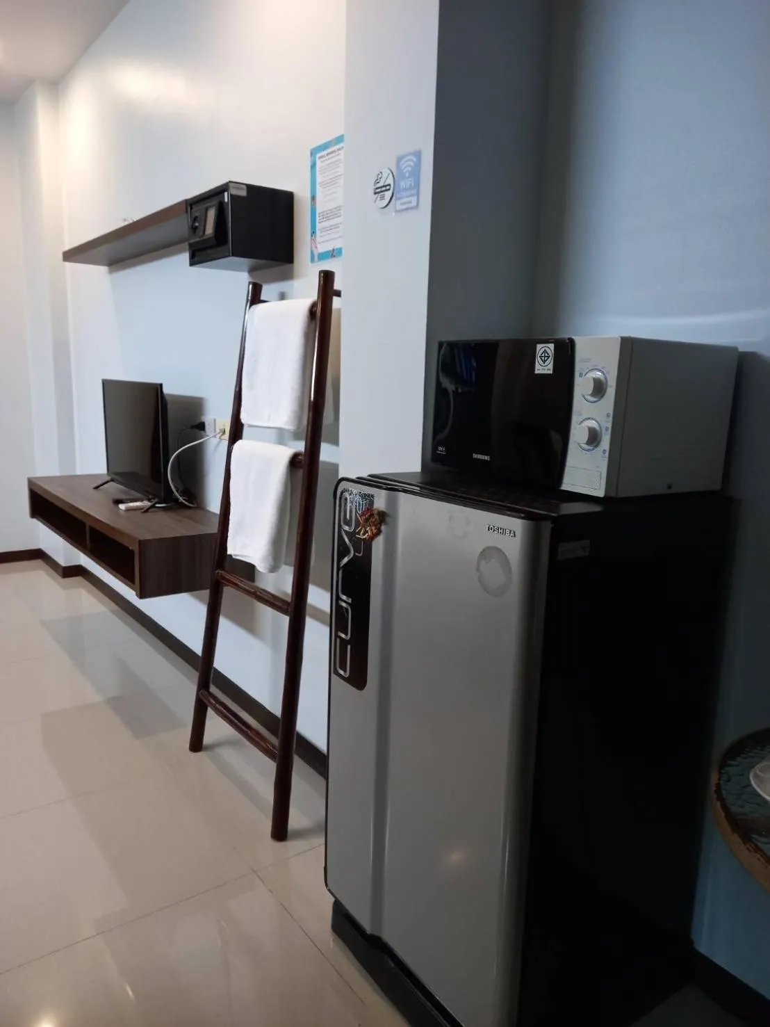 minibar in Benjamas Place