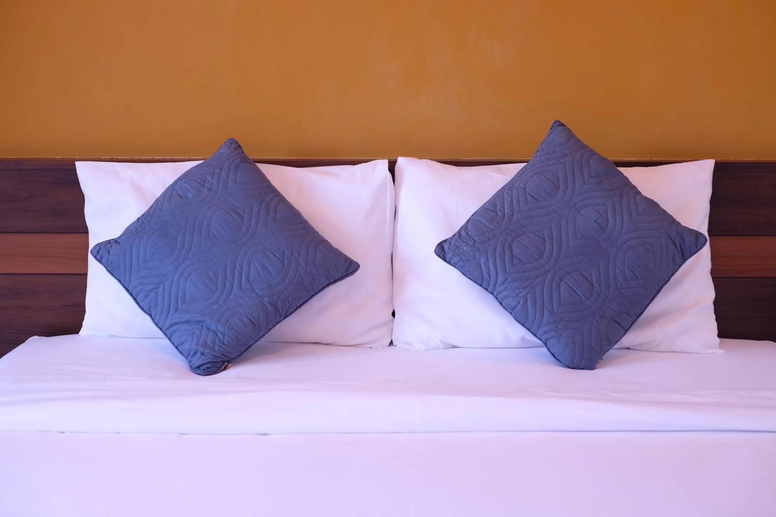 Bed in Benjamas Place