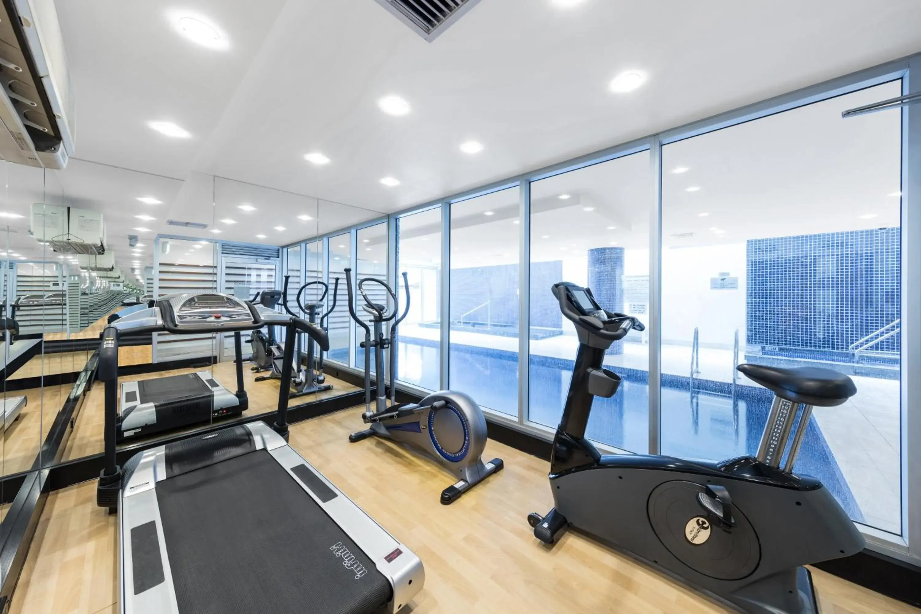 Fitness centre/facilities in Oaks Glenelg Liberty Suites Fitness centre/facilities in Oaks Glenelg Liberty Suites