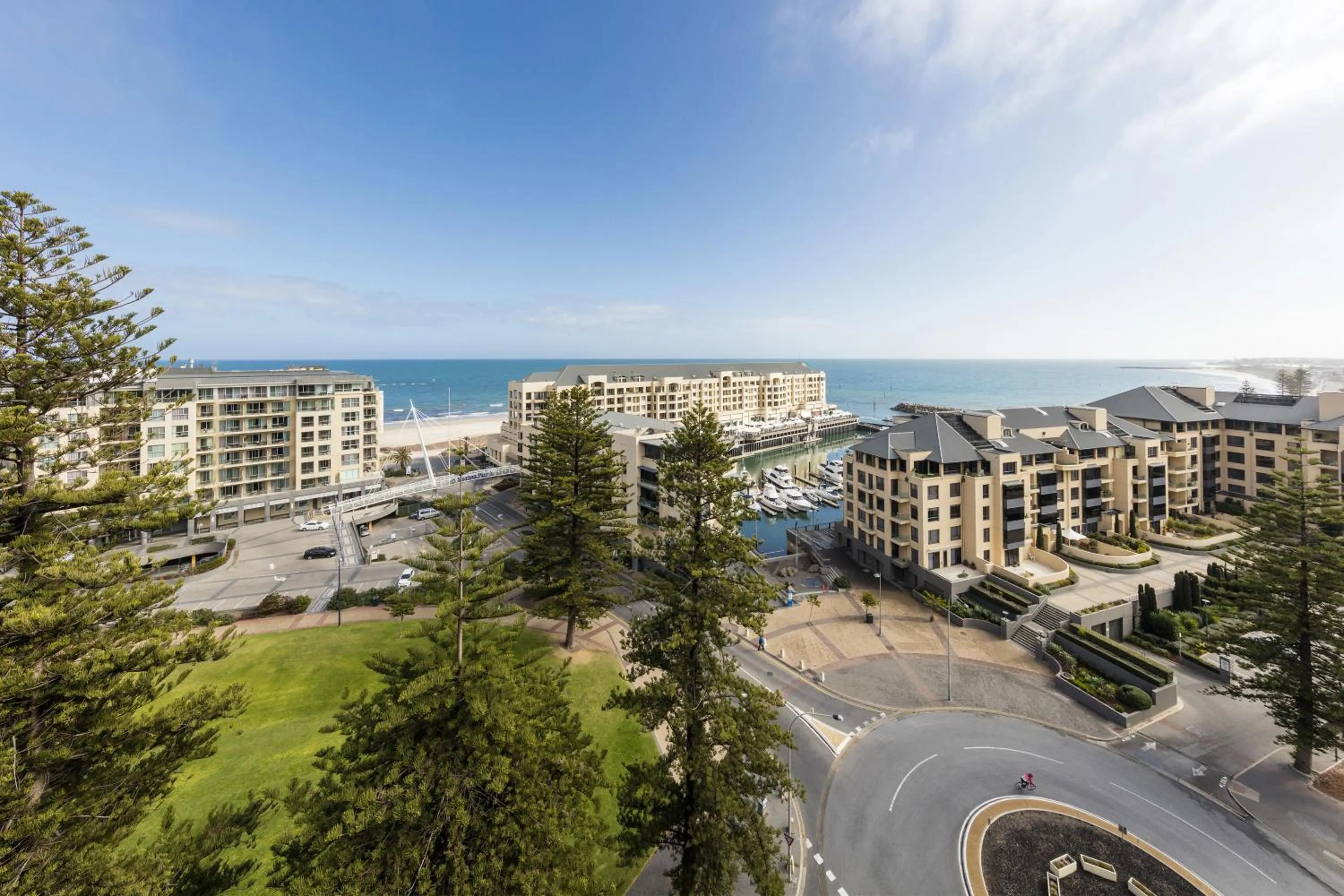 Bird's eye view in Oaks Glenelg Liberty Suites