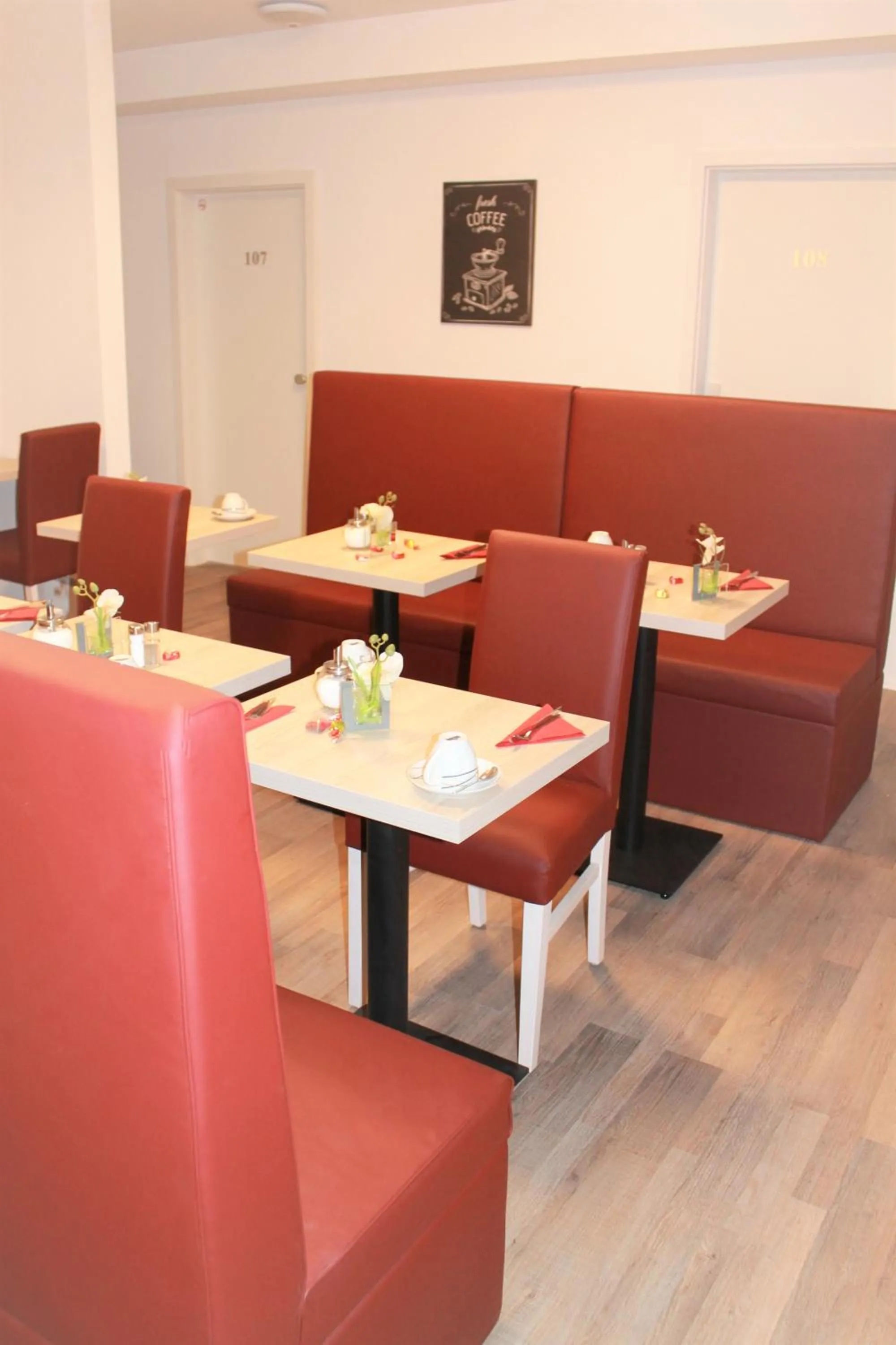 Breakfast in Pionier Hotel Hamburg Wandsbek