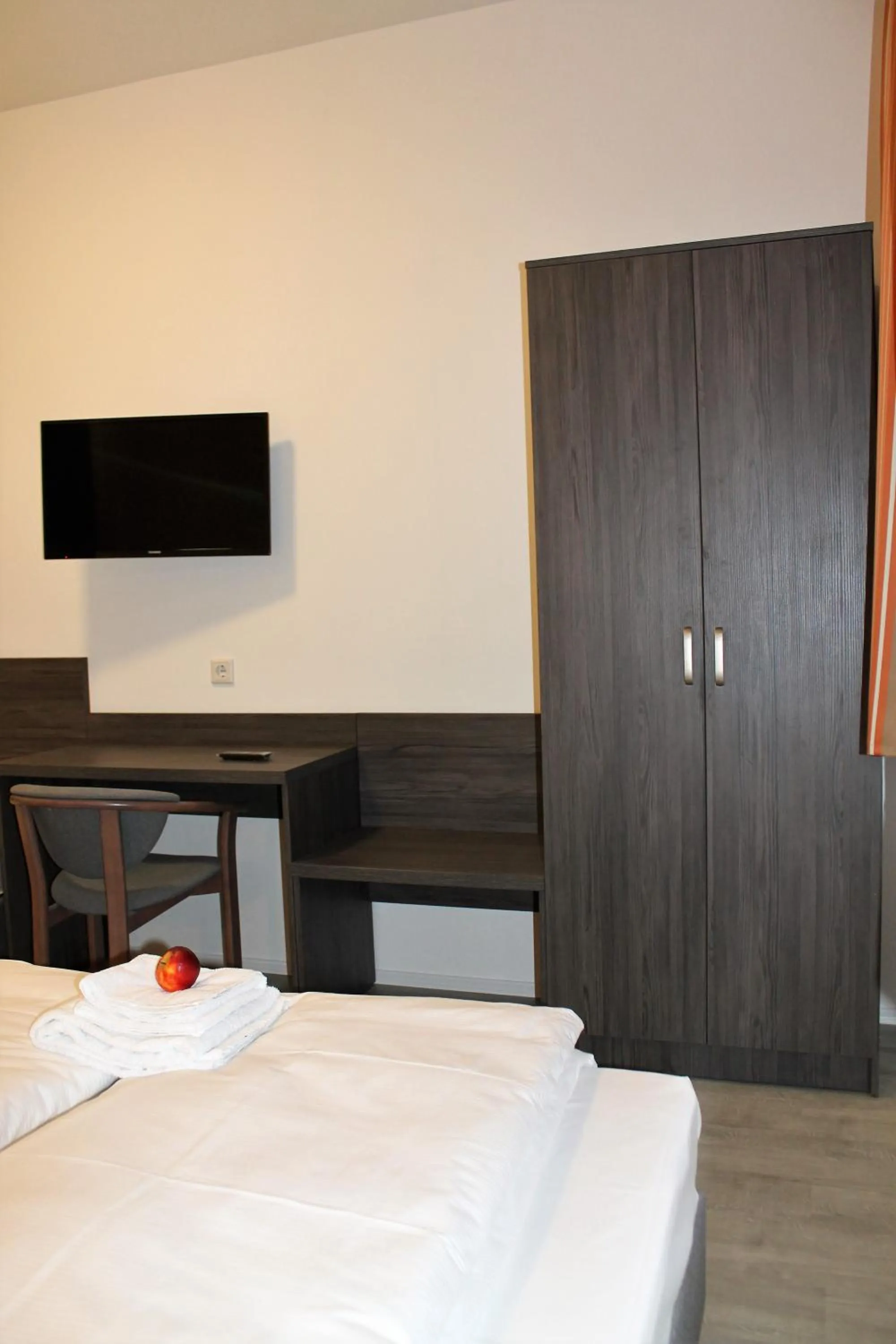 Decorative detail, Bed in Pionier Hotel Hamburg Wandsbek