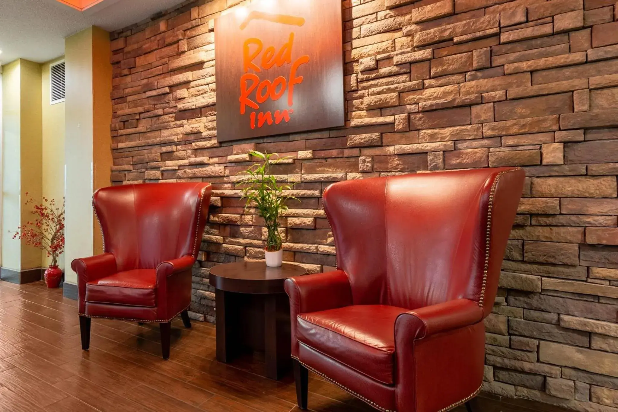 Lobby or reception in Red Roof Inn Georgetown, IN - Louisville West Lobby or reception in Red Roof Inn Georgetown, IN - Louisville West