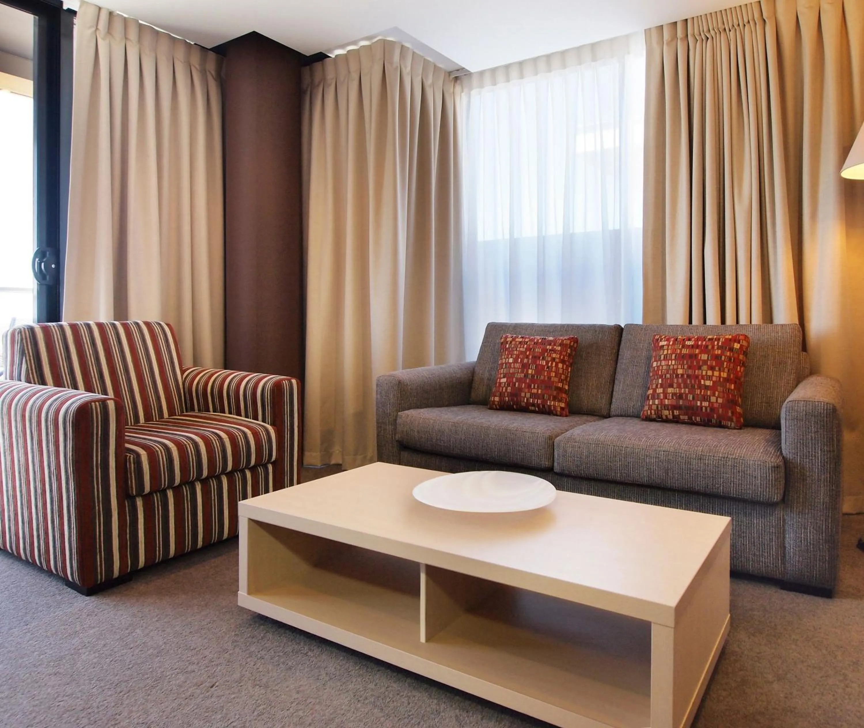 Living room in Oaks Adelaide Horizons Suites