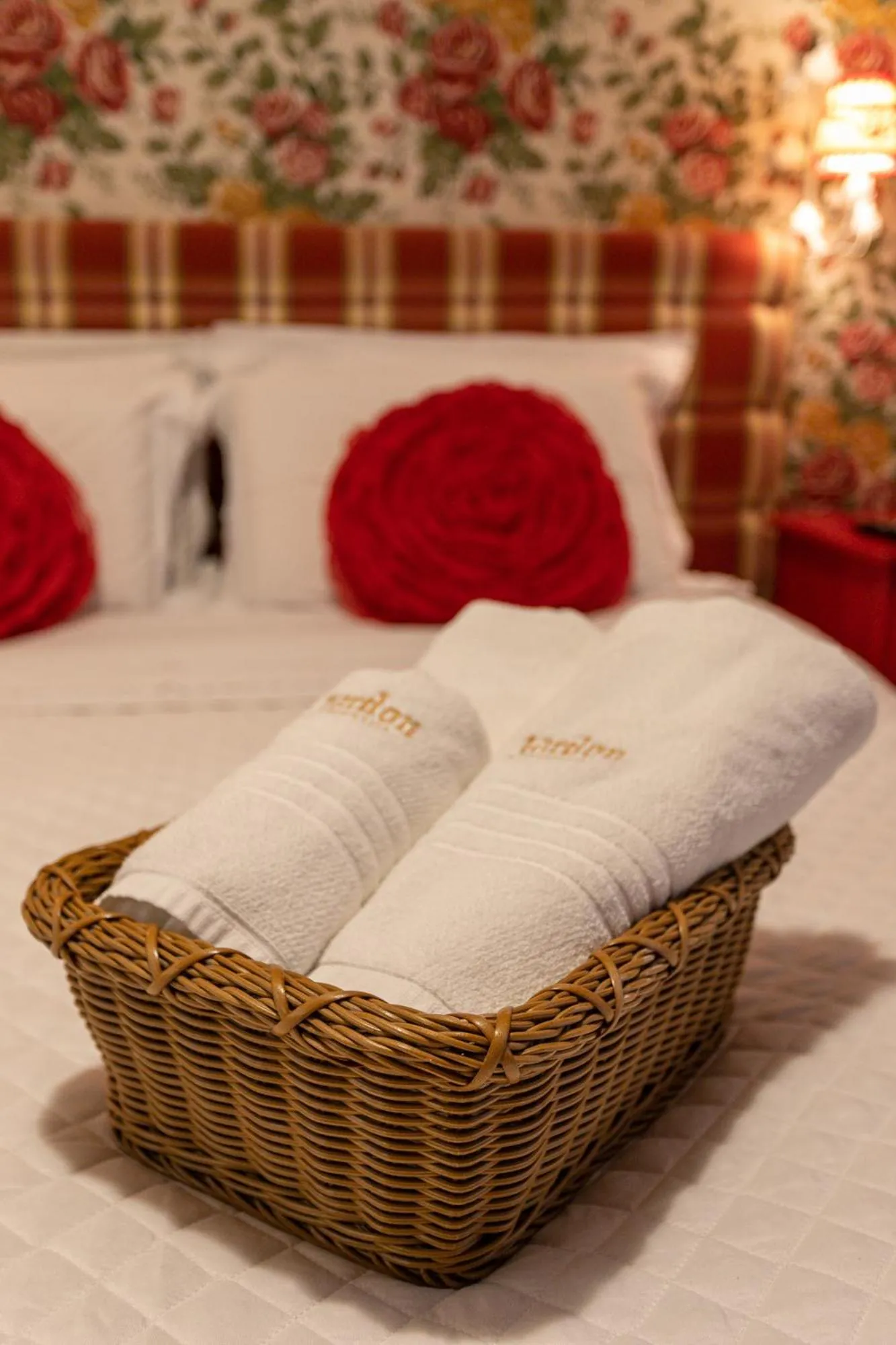 Property building, Bed in Pousada Jardon Campos do Jordão - Exclusiva para Adultos