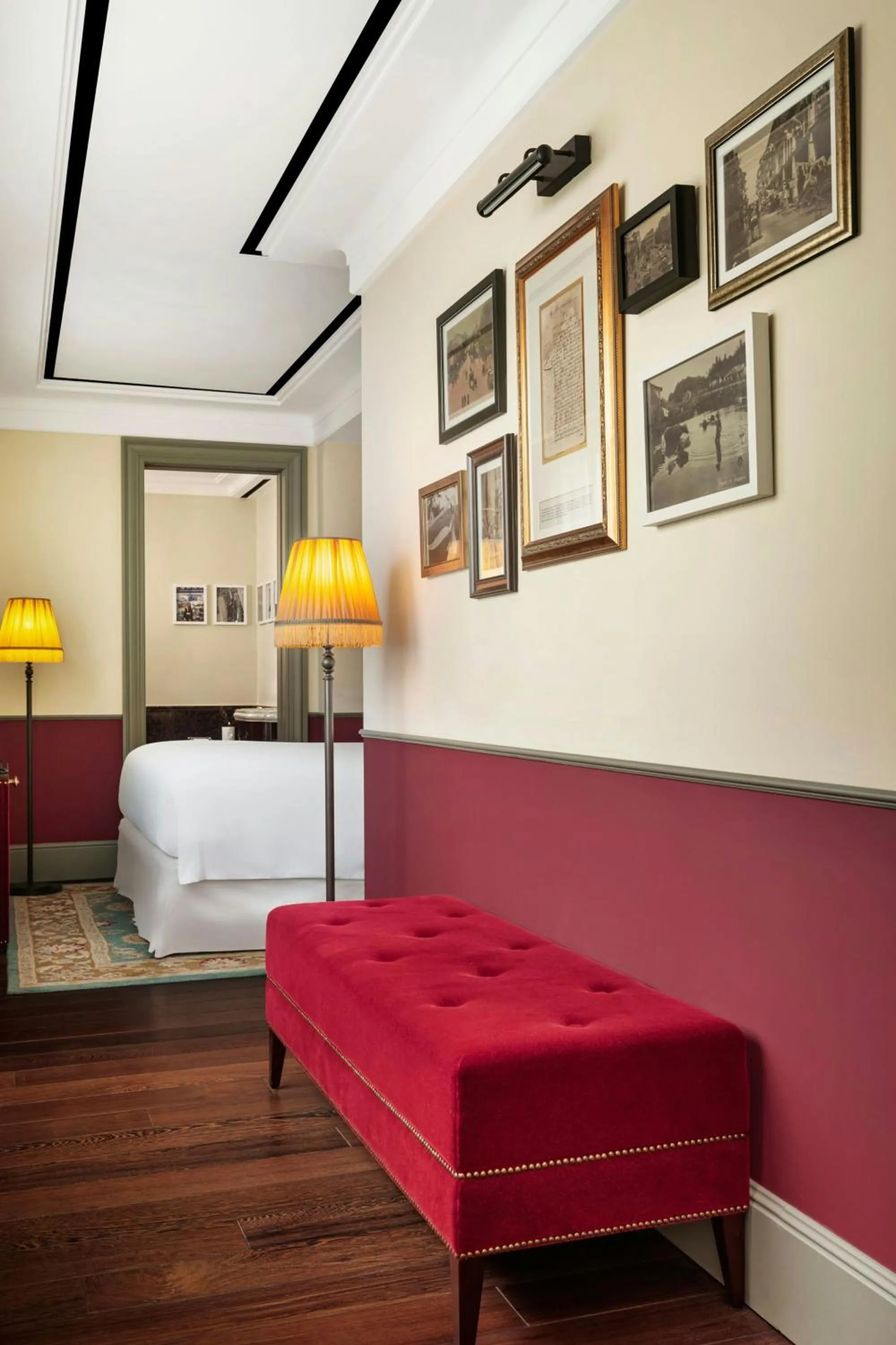 Photo of the whole room, Bed in Maxwell Reserve Singapore, Autograph Collection