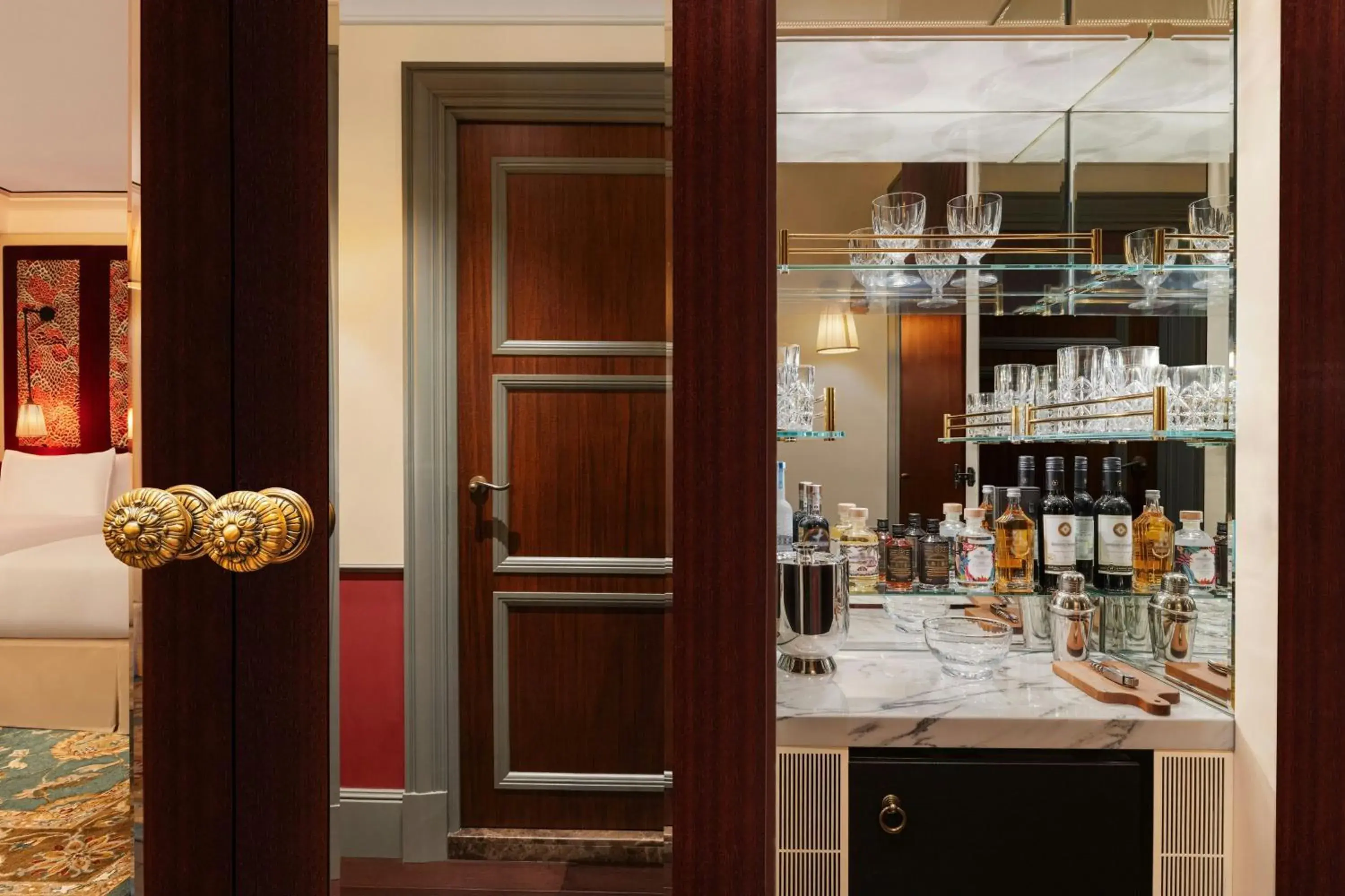 Lounge or bar in Maxwell Reserve Singapore, Autograph Collection Lounge or bar in Maxwell Reserve Singapore, Autograph Collection