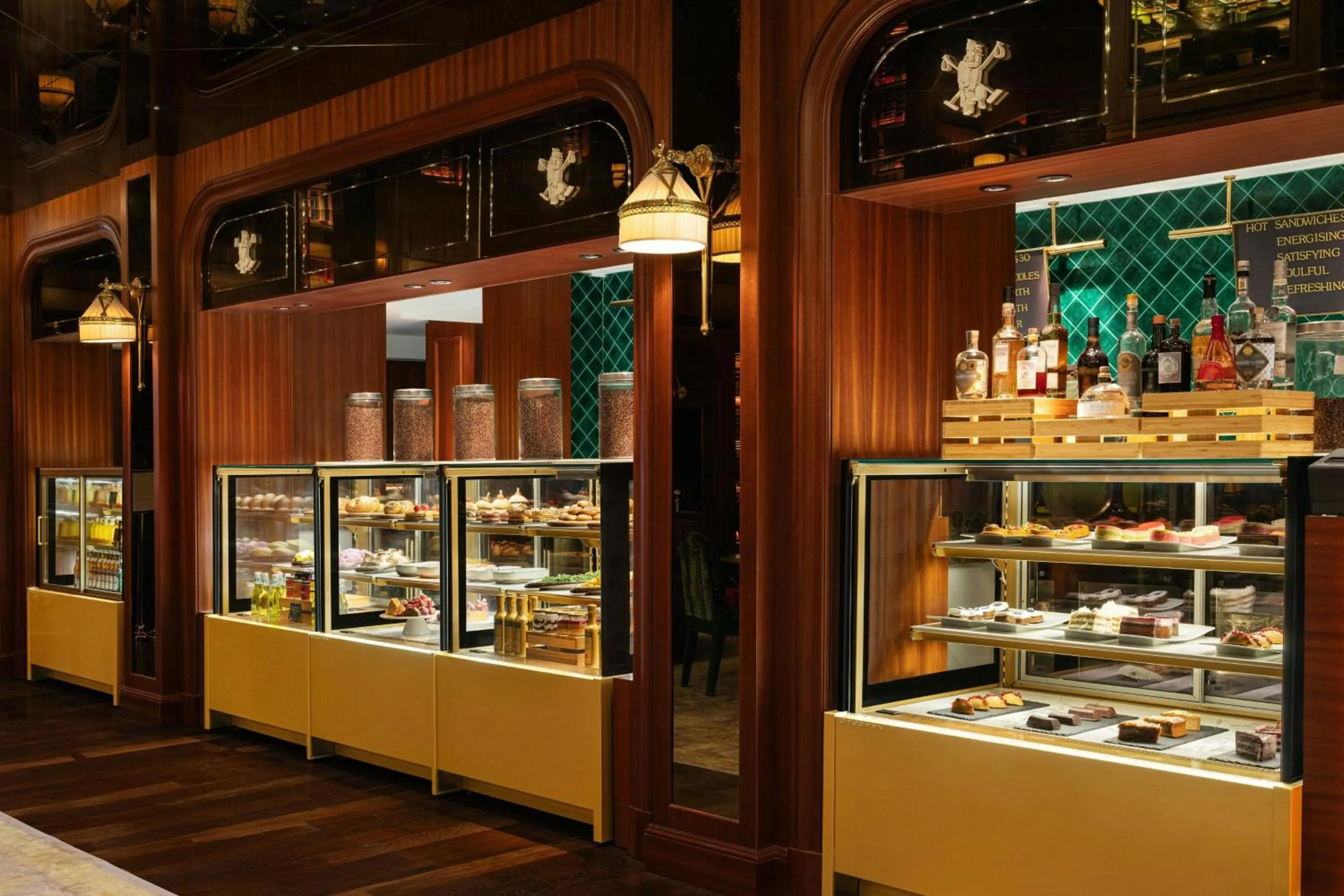 Restaurant/places to eat in Maxwell Reserve Singapore, Autograph Collection