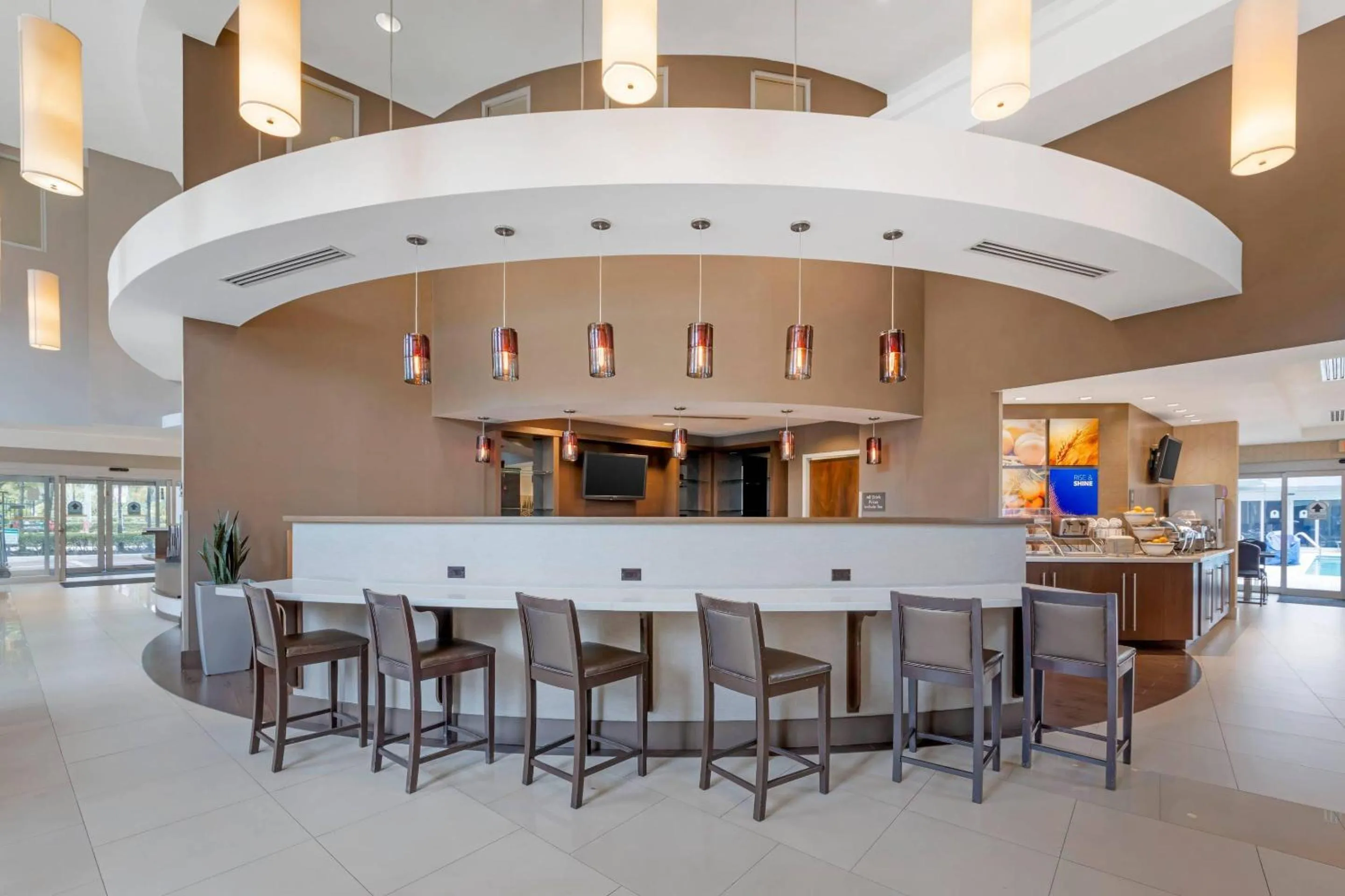 Breakfast in Comfort Suites Miami Airport North