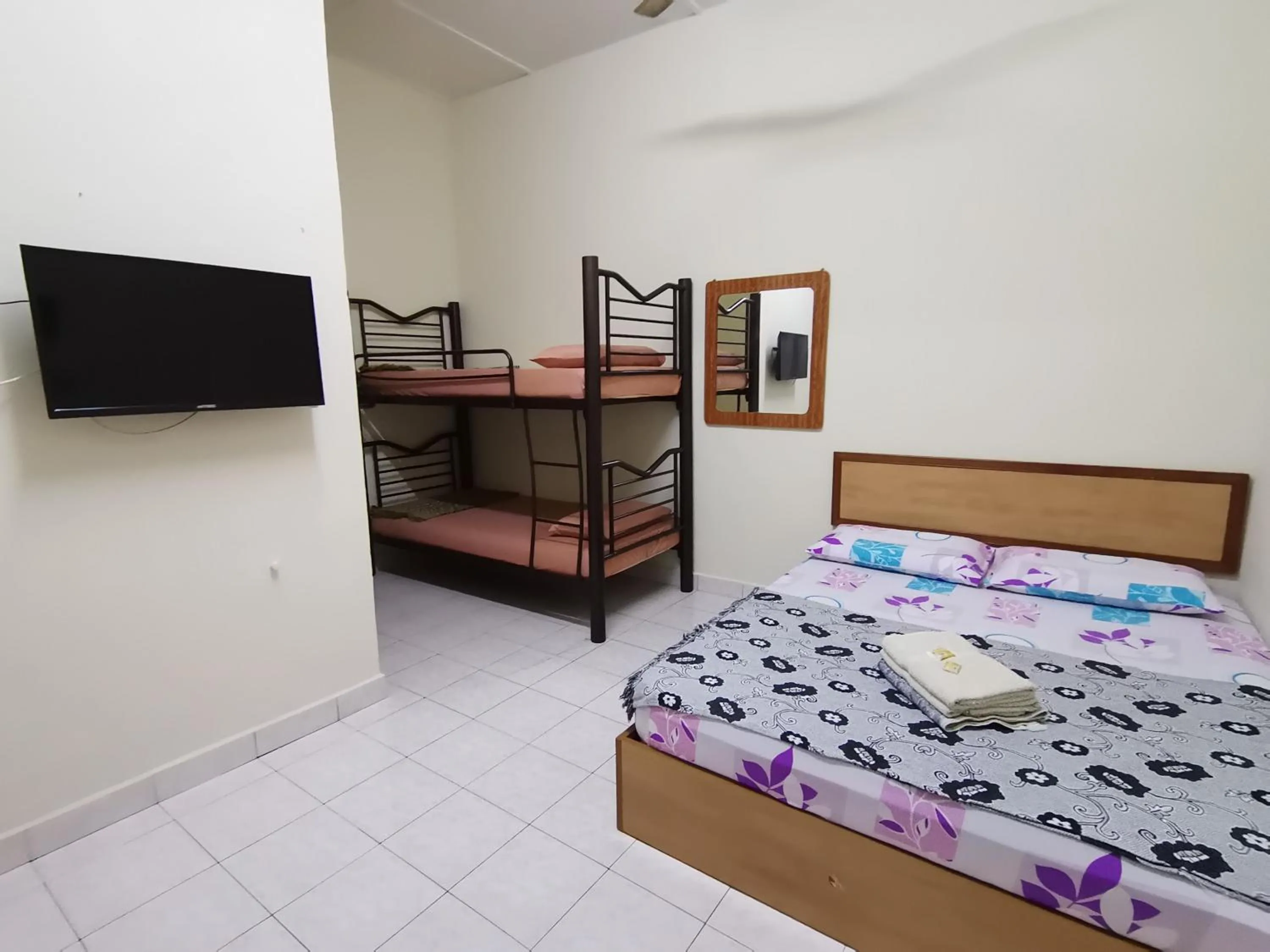 Nipahmas Chalet