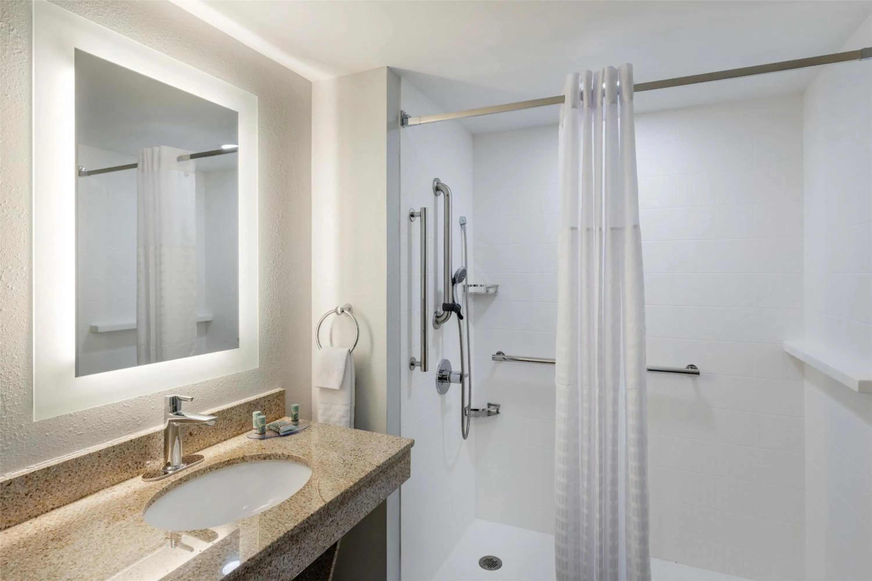 Bathroom in Best Western Hickory