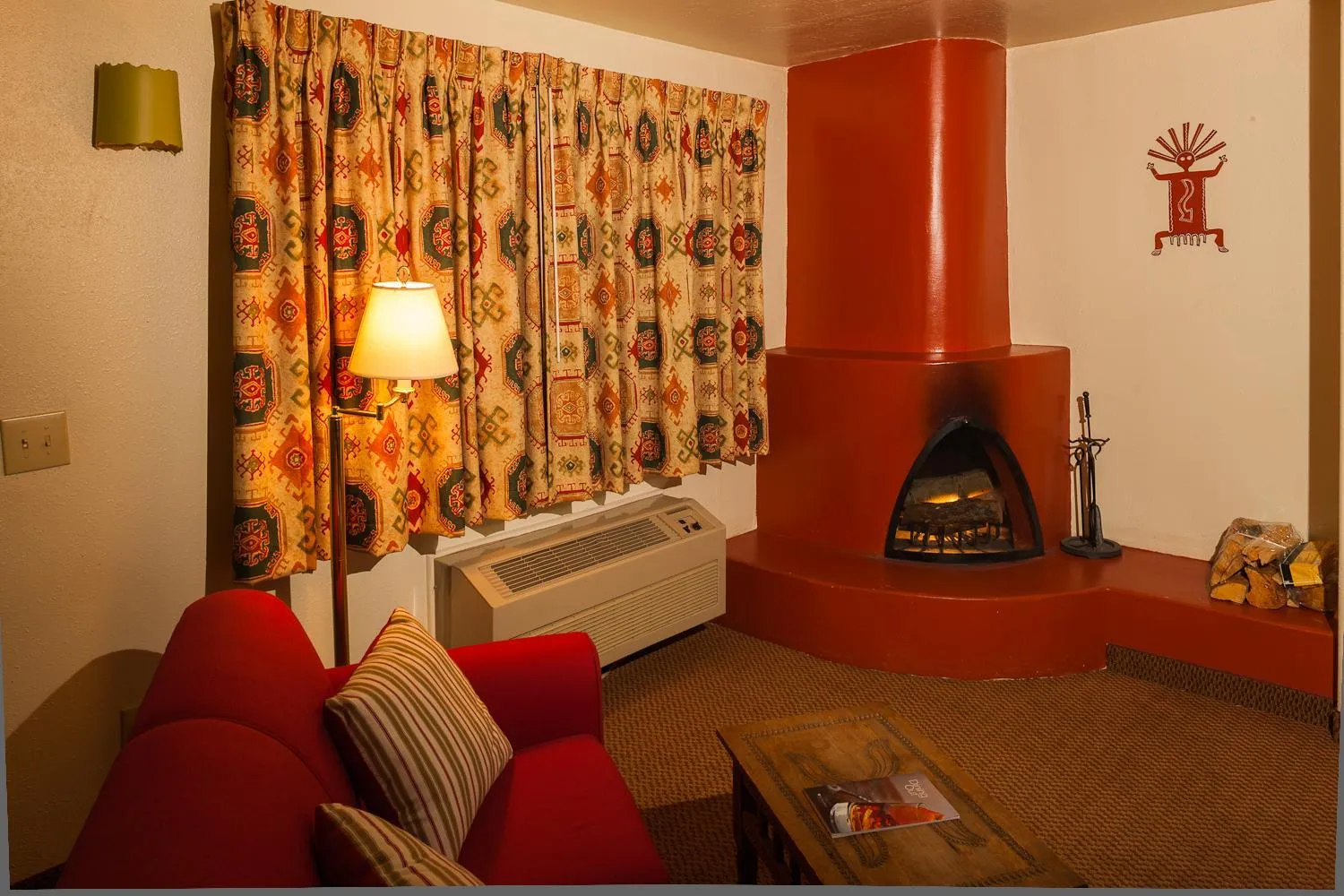 Living room in El Pueblo Lodge