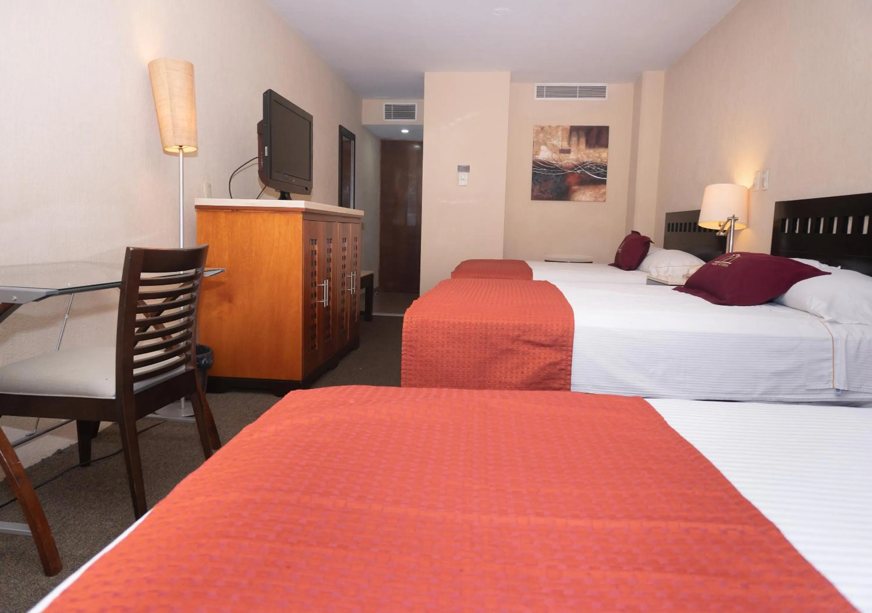 Bedroom, Bed in Hotel Victoria Poza Rica by Brahma