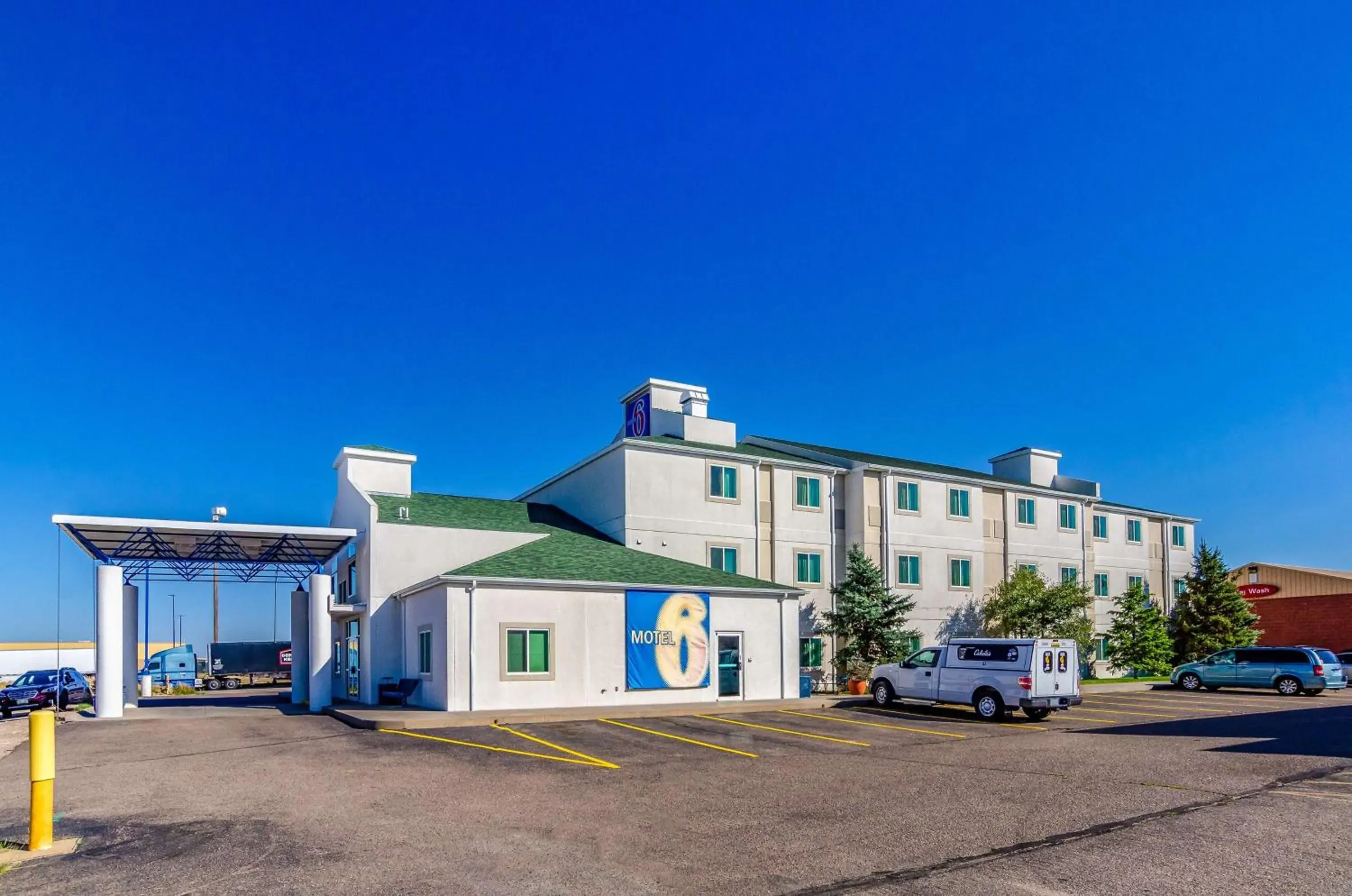 Property building in Motel 6-Sidney, NE Property building in Motel 6-Sidney, NE